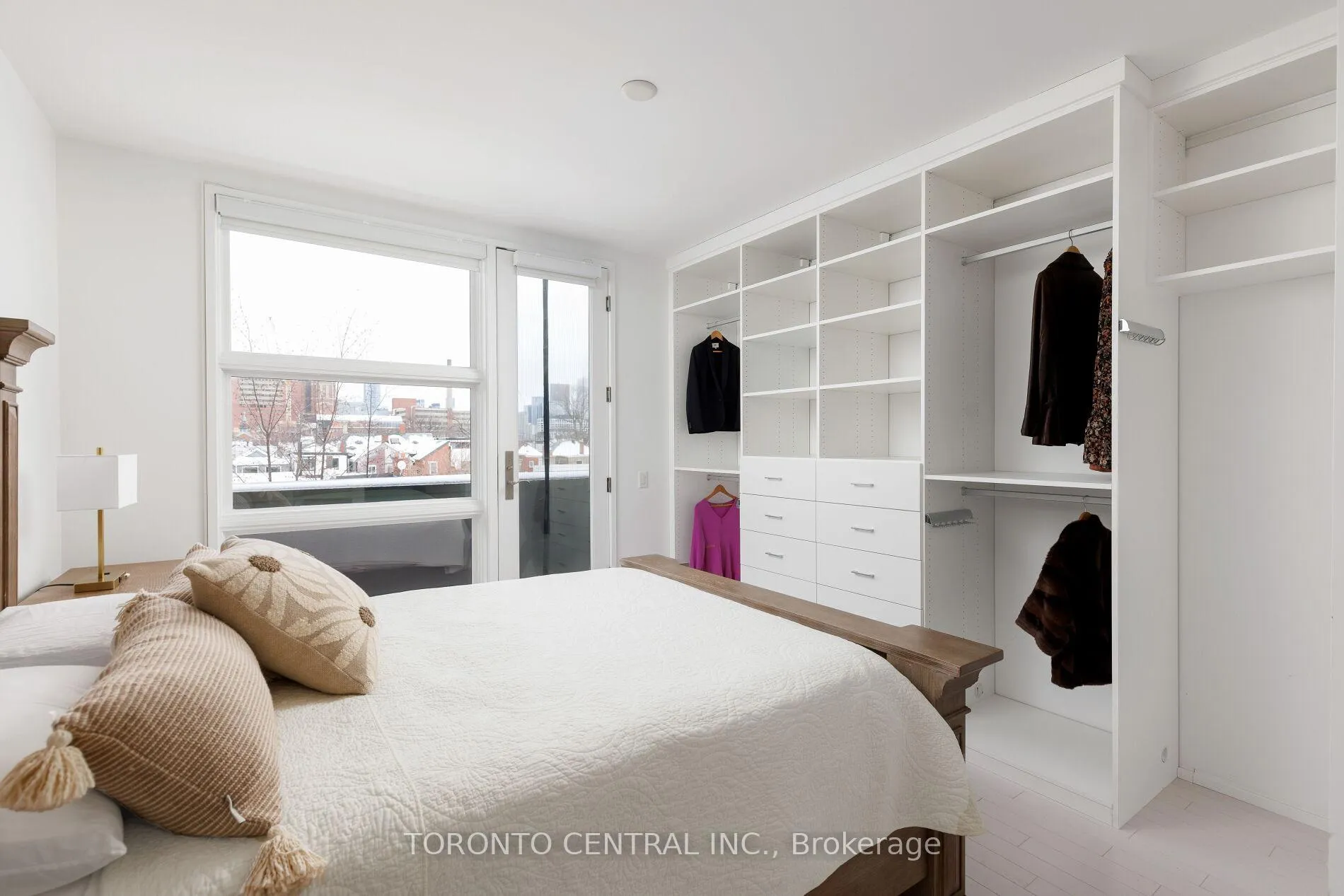 Photo 29 of 258 Manning Avenue, Toronto, Trinity-Bellwoods — HOMEH
