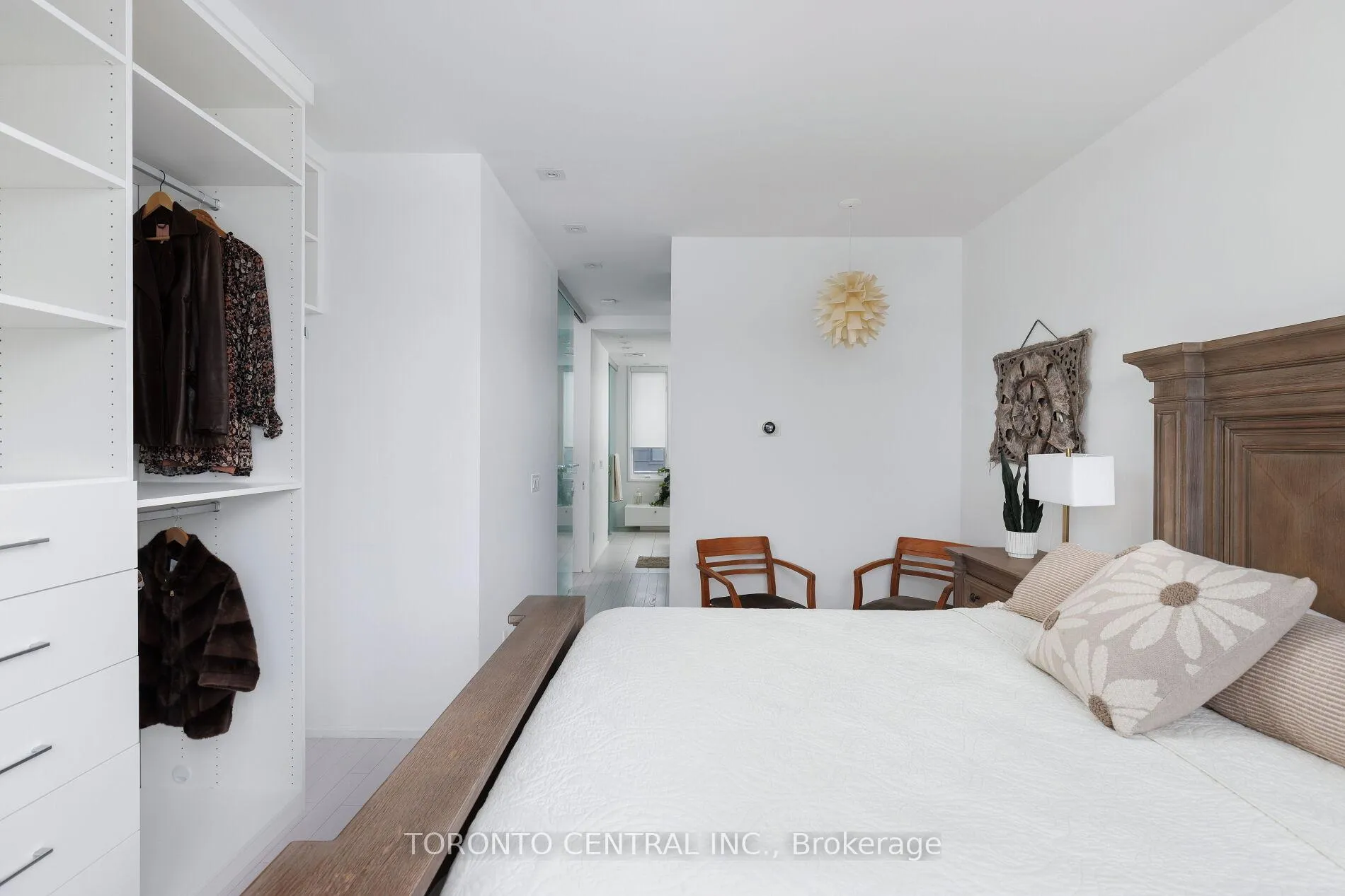 Photo 31 of 258 Manning Avenue, Toronto, Trinity-Bellwoods — HOMEH