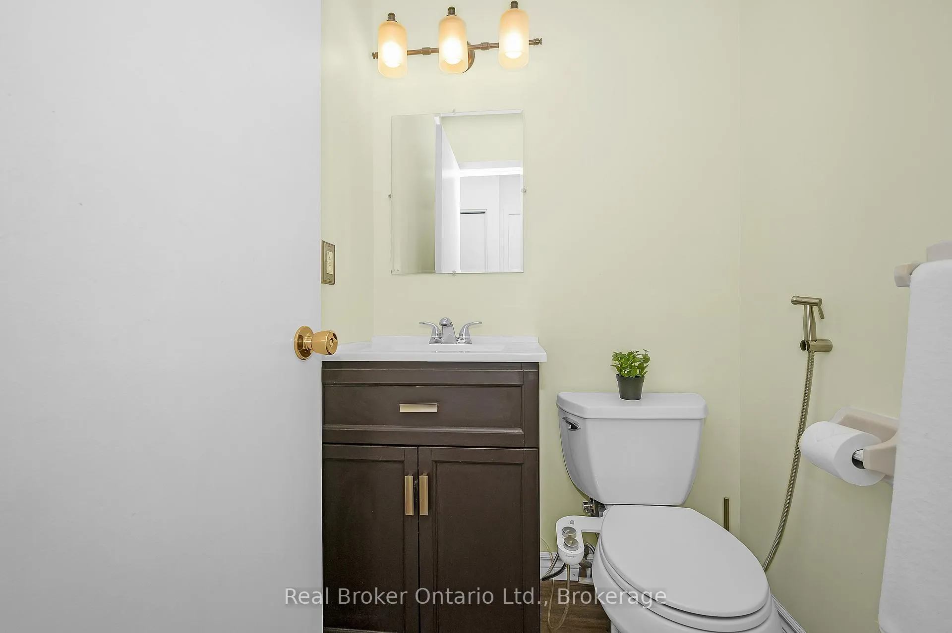 Photo 8 of Unit 21, 375 Kingscourt Drive, Waterloo — HOMEH
