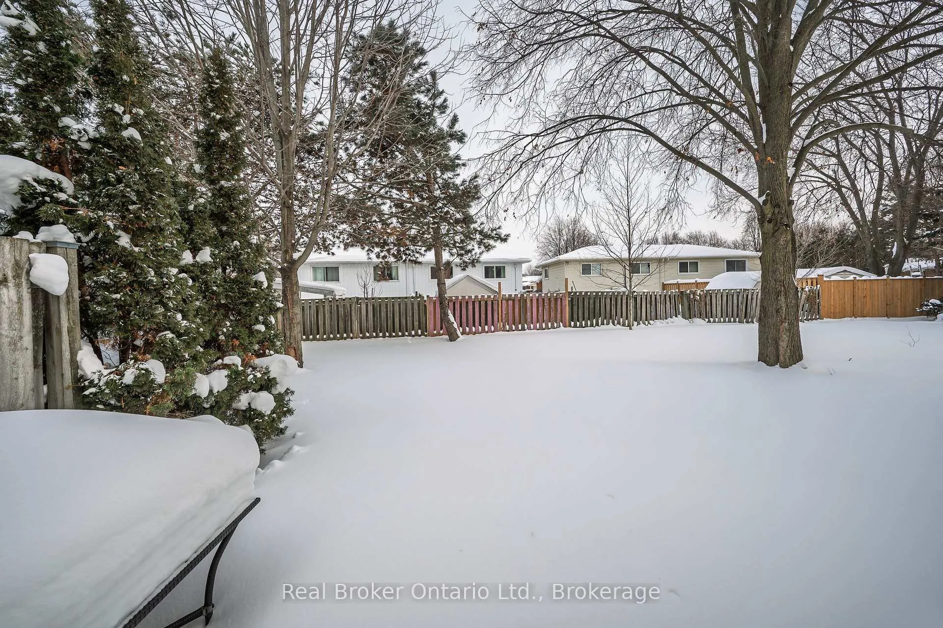 Photo 26 of Unit 21, 375 Kingscourt Drive, Waterloo — HOMEH