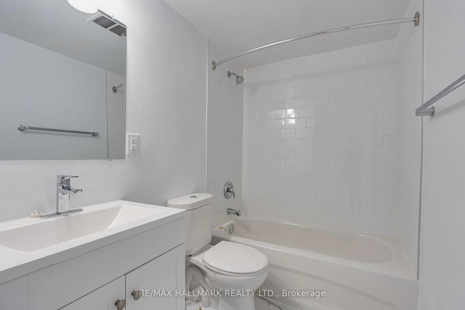 Photo 1 of Unit 616, 10 Garfella Drive S, Etobicoke, Mount Olive-Silverstone-Jamestown — HOMEH