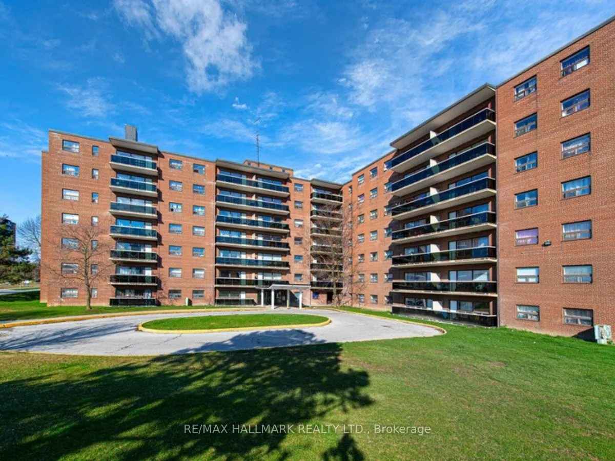 Photo 6 of Unit 616, 10 Garfella Drive S, Etobicoke, Mount Olive-Silverstone-Jamestown — HOMEH