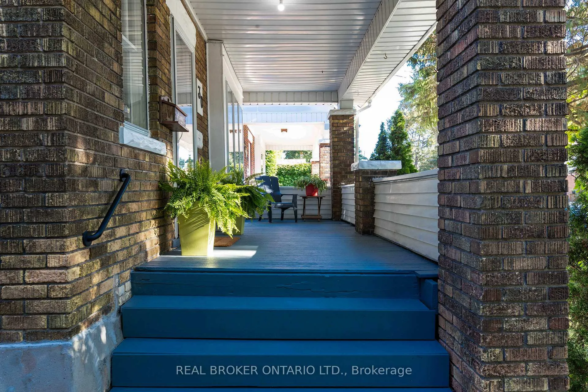 Photo 5 of 30 Troy Street, Kitchener — HOMEH