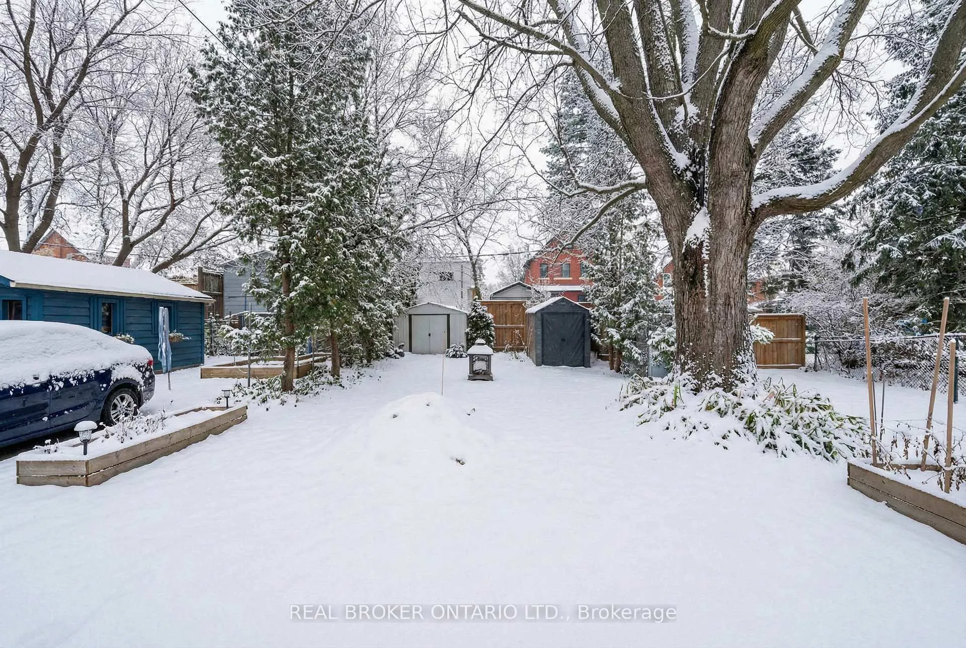 Photo 26 of 30 Troy Street, Kitchener — HOMEH