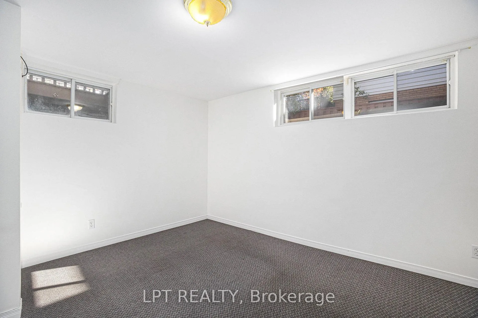 Photo 25 of 1517 Caverley Street, Ottawa, Riverview Park — HOMEH