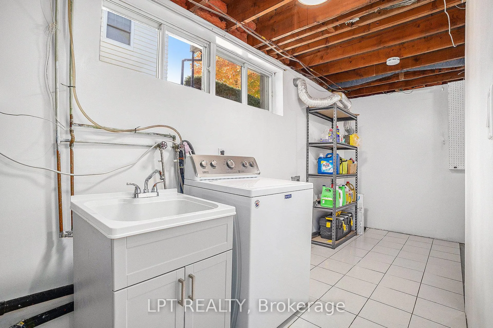 Photo 27 of 1517 Caverley Street, Ottawa, Riverview Park — HOMEH