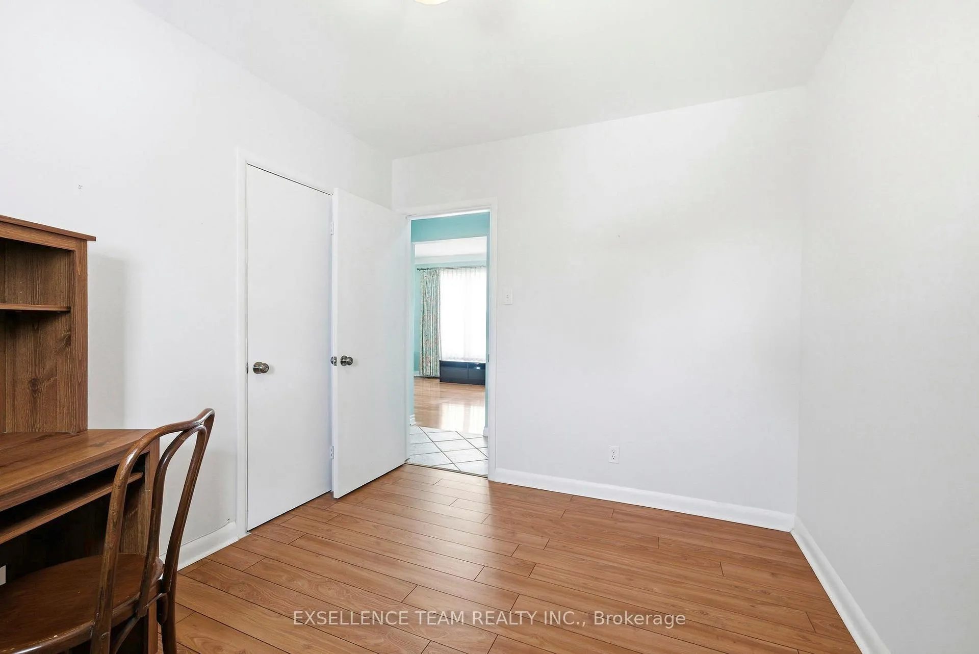 Photo 19 of 1314 Newark Avenue, Cornwall — HOMEH