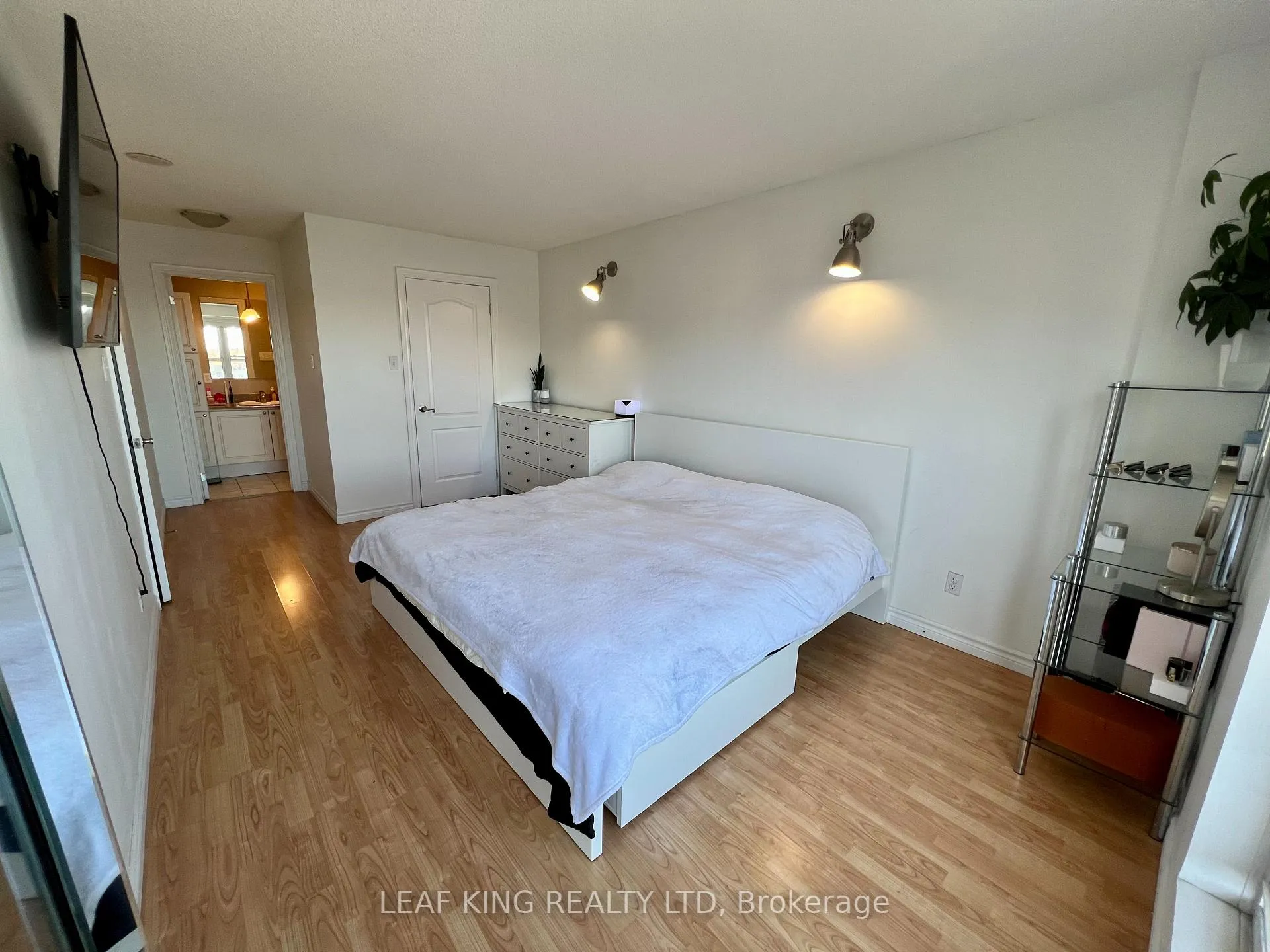 Photo 4 of Unit 508, 135 James Street S, Hamilton, Durand — HOMEH