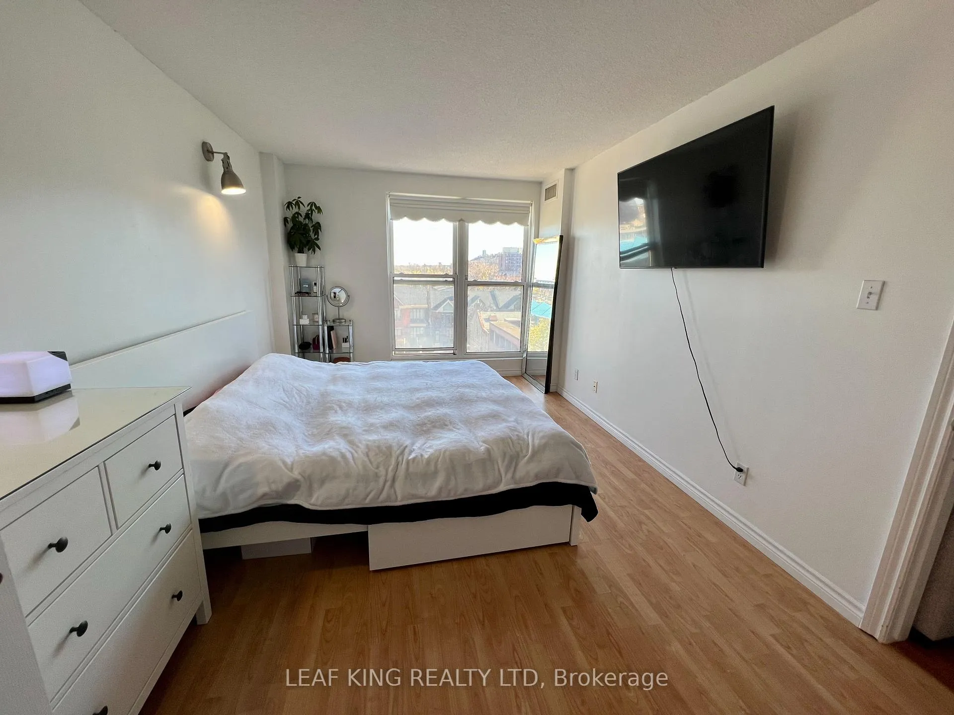 Photo 5 of Unit 508, 135 James Street S, Hamilton, Durand — HOMEH