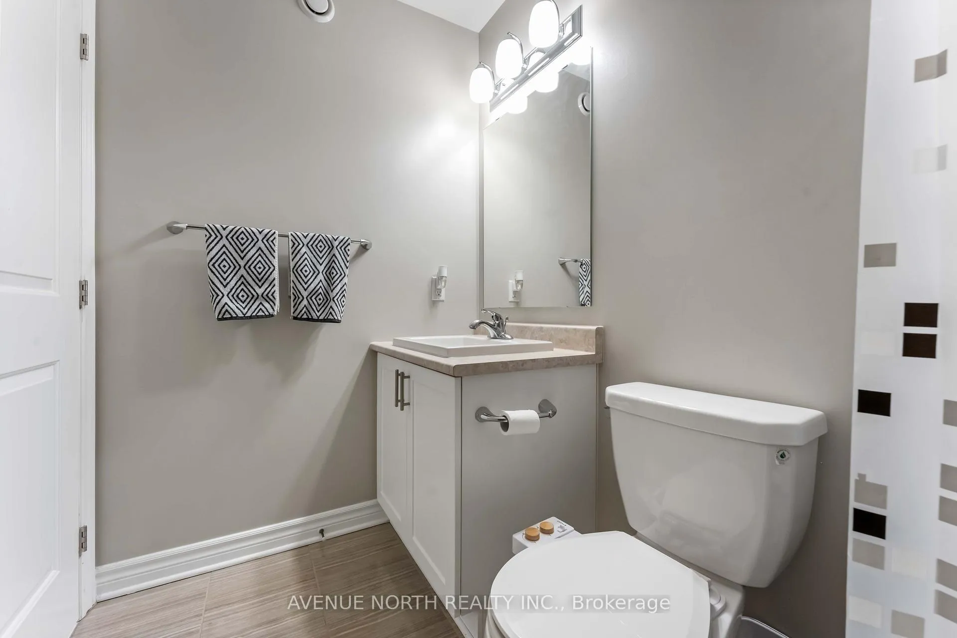 Photo 32 of 345 Alasken Drive, Ottawa, Blossom Park/Kemp Park/Findlay Creek — HOMEH