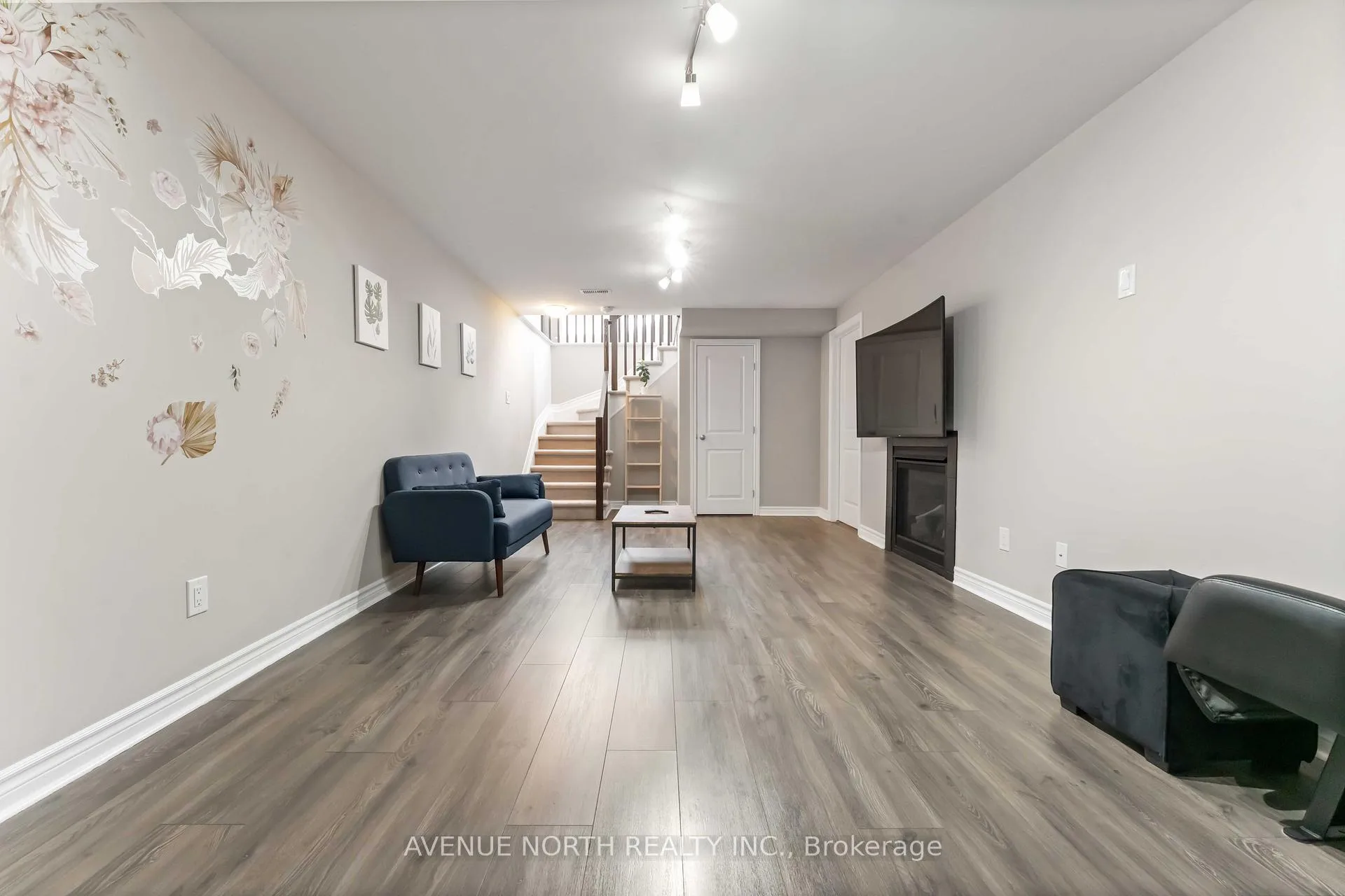 Photo 35 of 345 Alasken Drive, Ottawa, Blossom Park/Kemp Park/Findlay Creek — HOMEH
