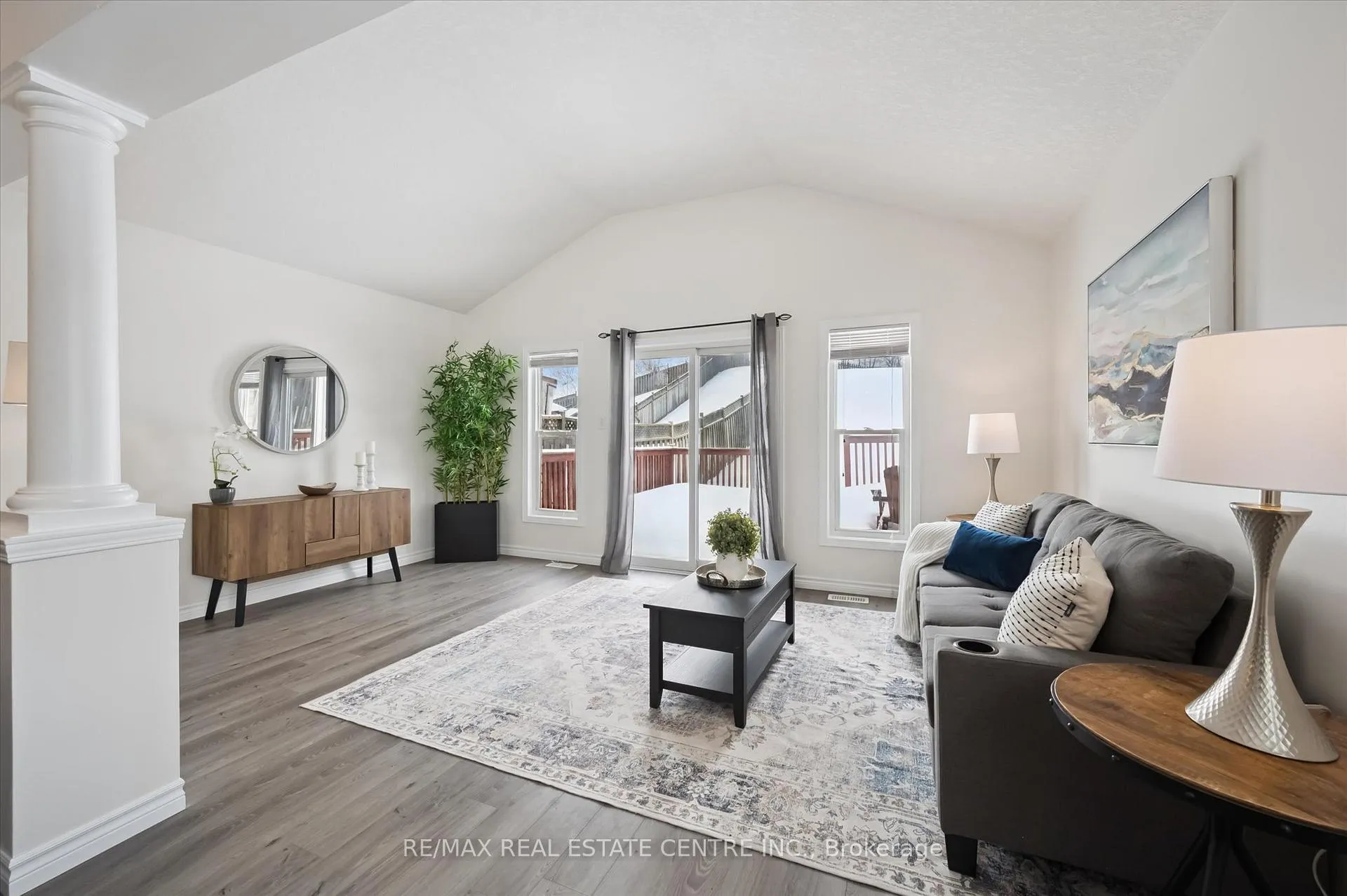 Photo 12 of 465 Activa Avenue, Kitchener — HOMEH