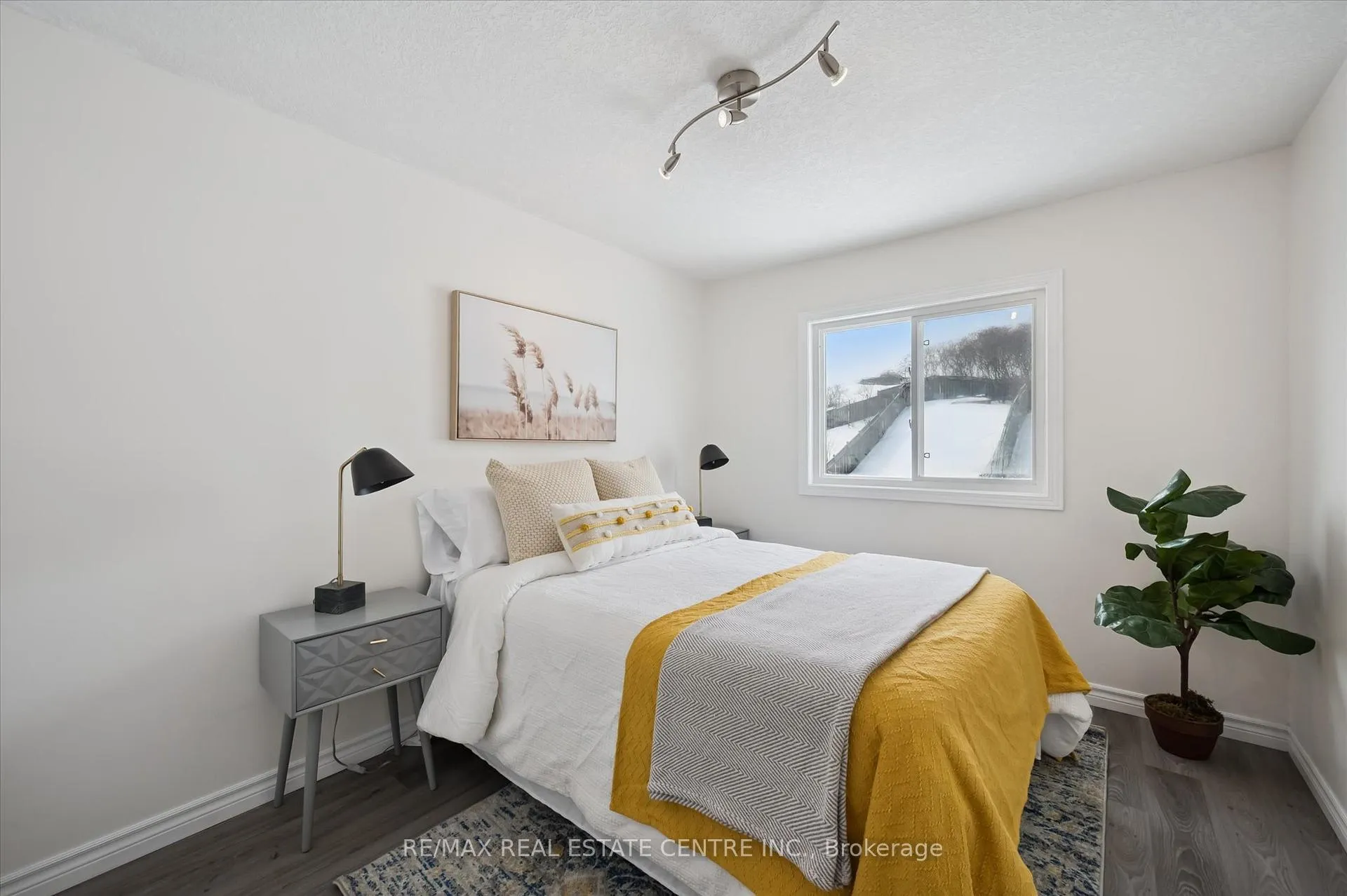 Photo 22 of 465 Activa Avenue, Kitchener — HOMEH