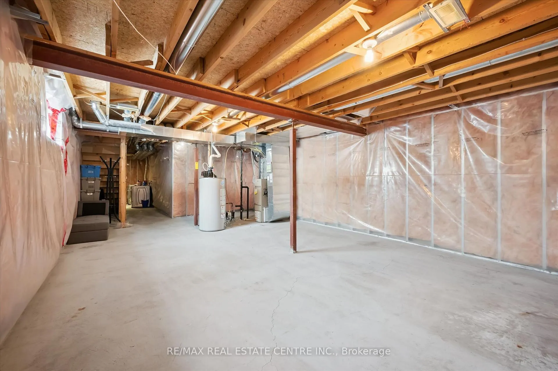 Photo 26 of 465 Activa Avenue, Kitchener — HOMEH