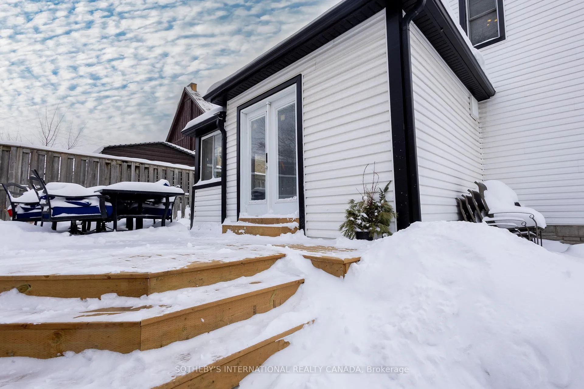 Photo 28 of 64 Lancaster Street W, Kitchener, Civic Centre — HOMEH