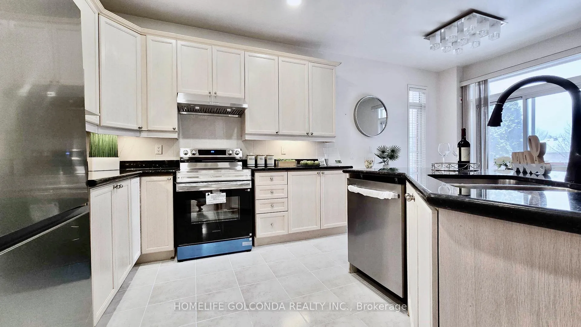 Photo 6 of 73 Snowdon Circle, Markham, Markville — HOMEH