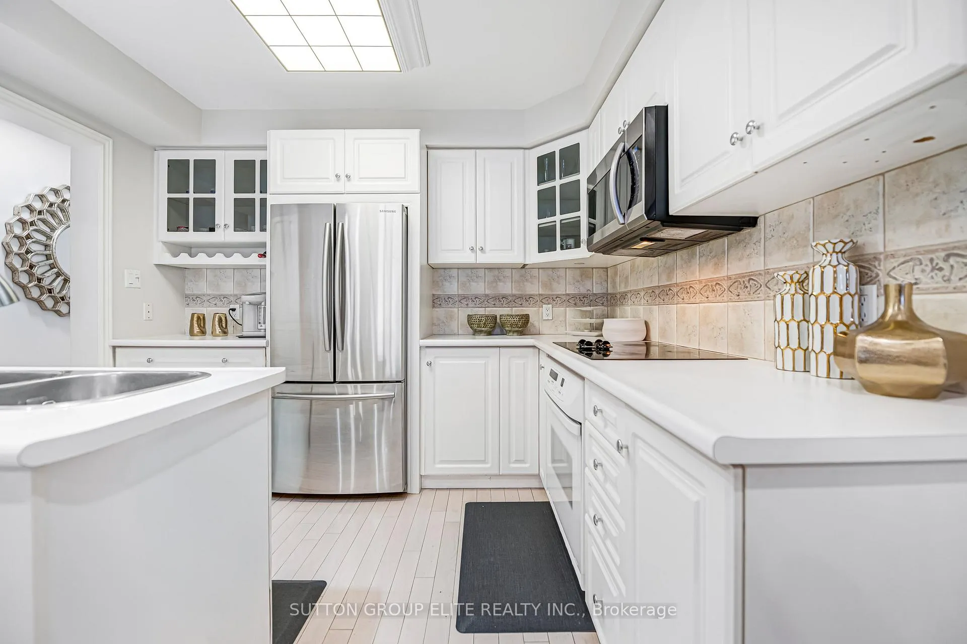 Photo 9 of 63 Ochalski Road, Aurora, Bayview Wellington — HOMEH
