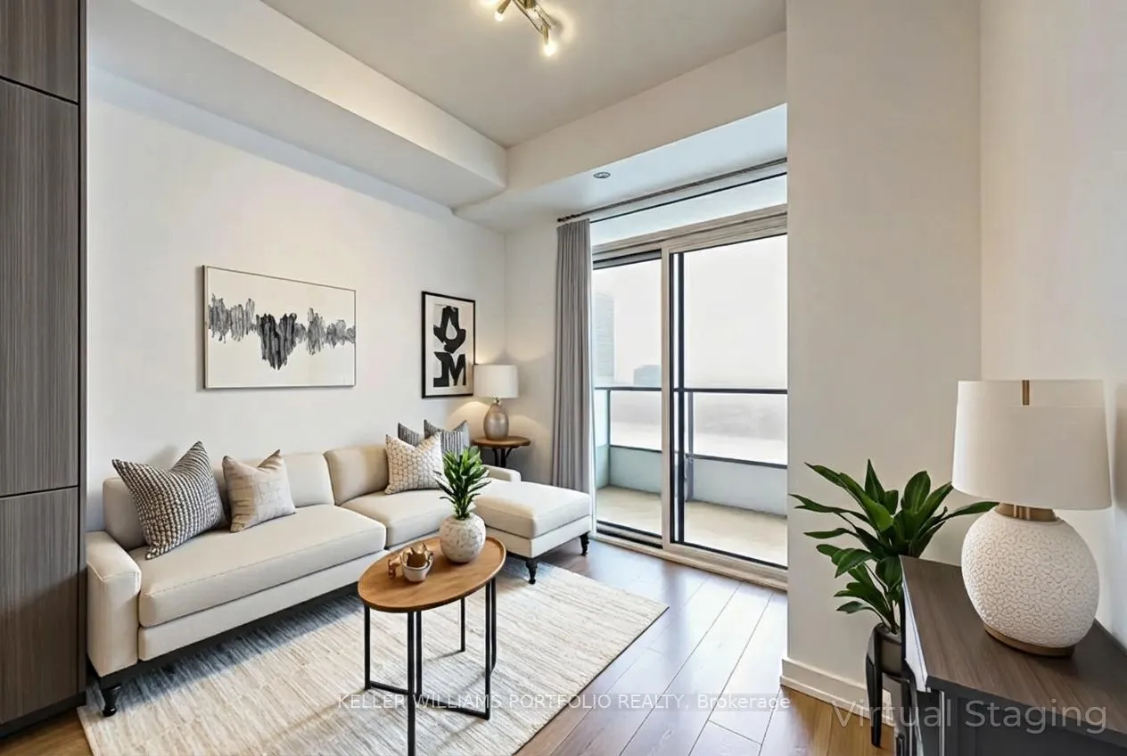 Photo 5 of Unit 920, 38 Honeycrisp Crescent, Vaughan, Vaughan Corporate Centre — HOMEH