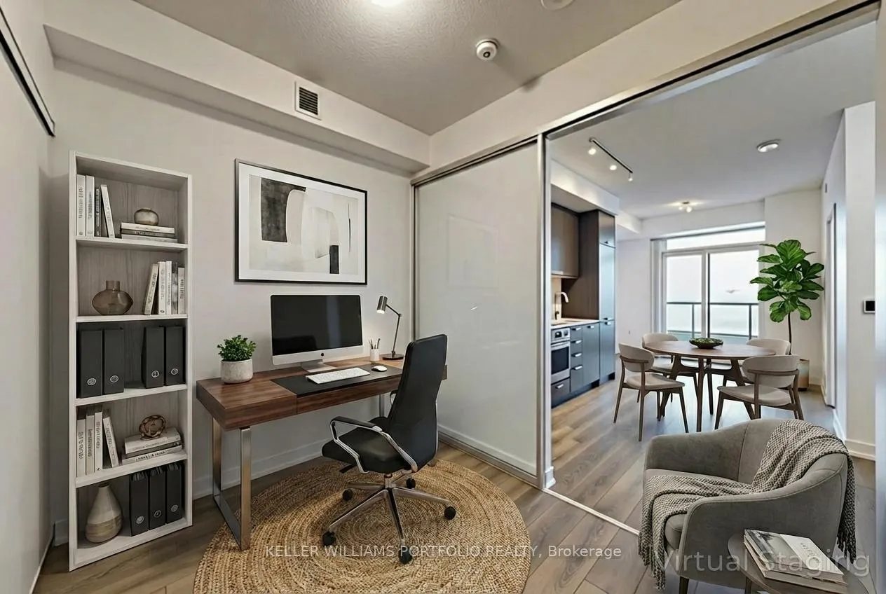 Photo 9 of Unit 920, 38 Honeycrisp Crescent, Vaughan, Vaughan Corporate Centre — HOMEH