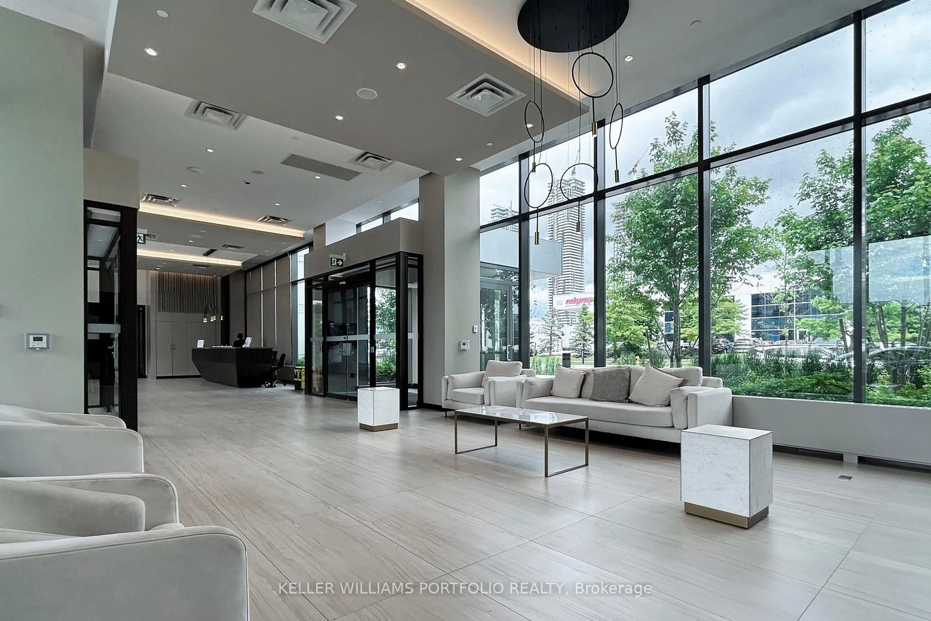 Photo 29 of Unit 920, 38 Honeycrisp Crescent, Vaughan, Vaughan Corporate Centre — HOMEH