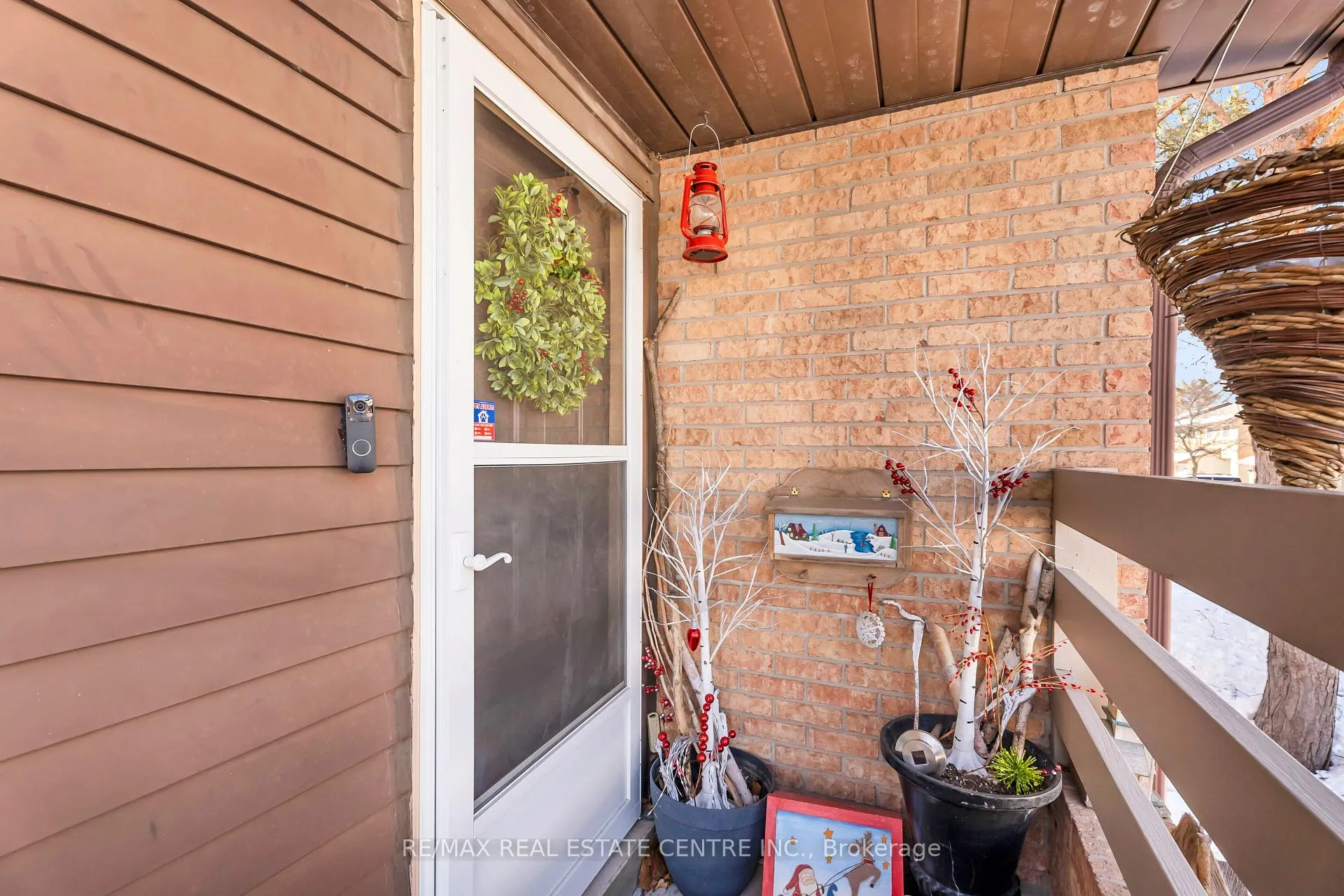 Photo 7 of 99 Lynden Circle, Halton Hills, Georgetown — HOMEH