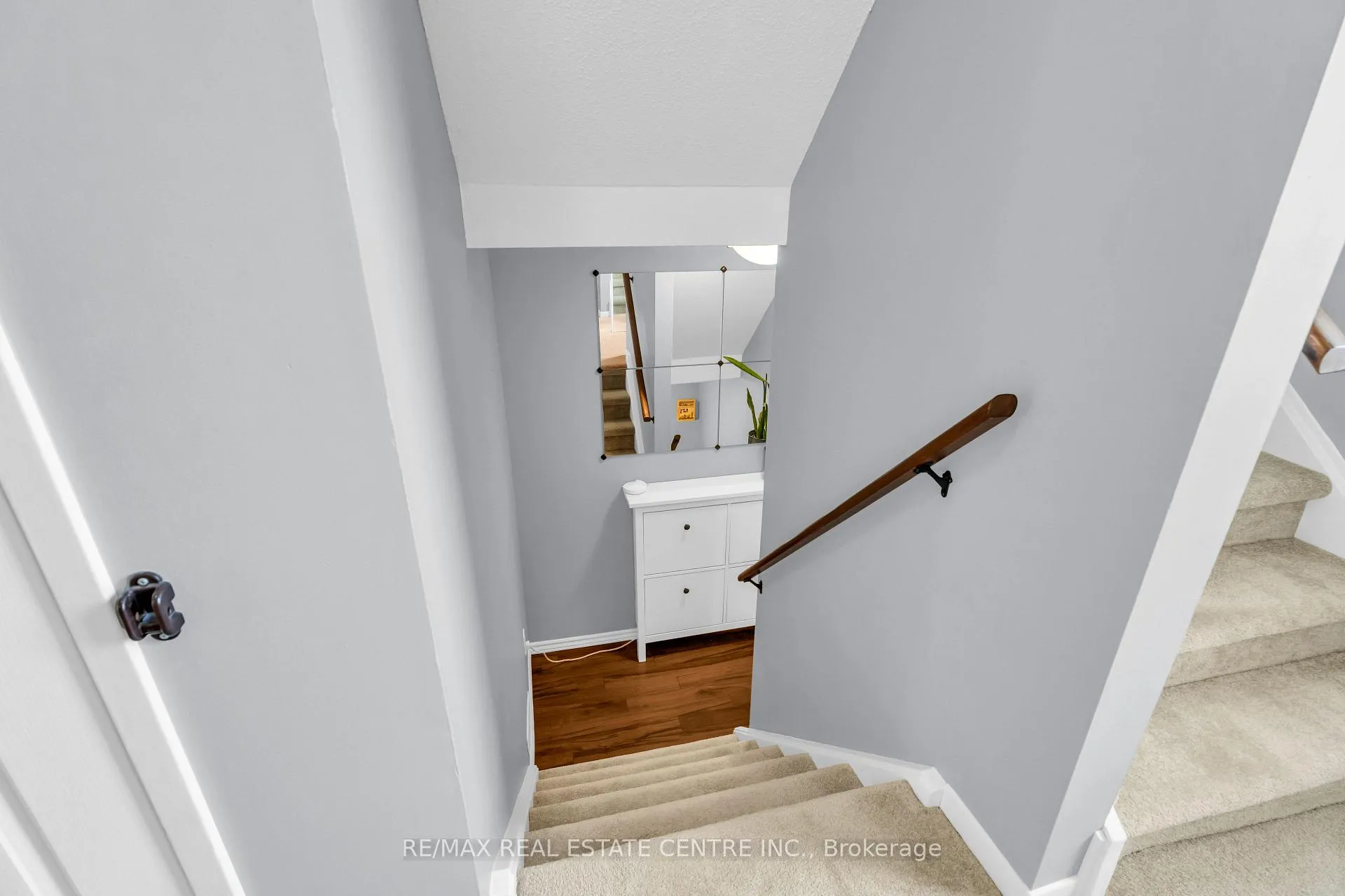Photo 9 of 99 Lynden Circle, Halton Hills, Georgetown — HOMEH
