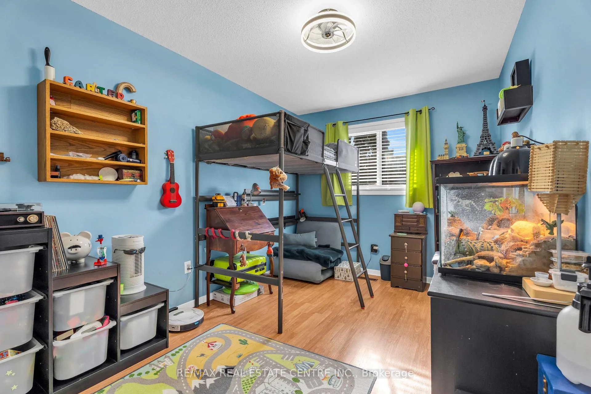 Photo 34 of 99 Lynden Circle, Halton Hills, Georgetown — HOMEH