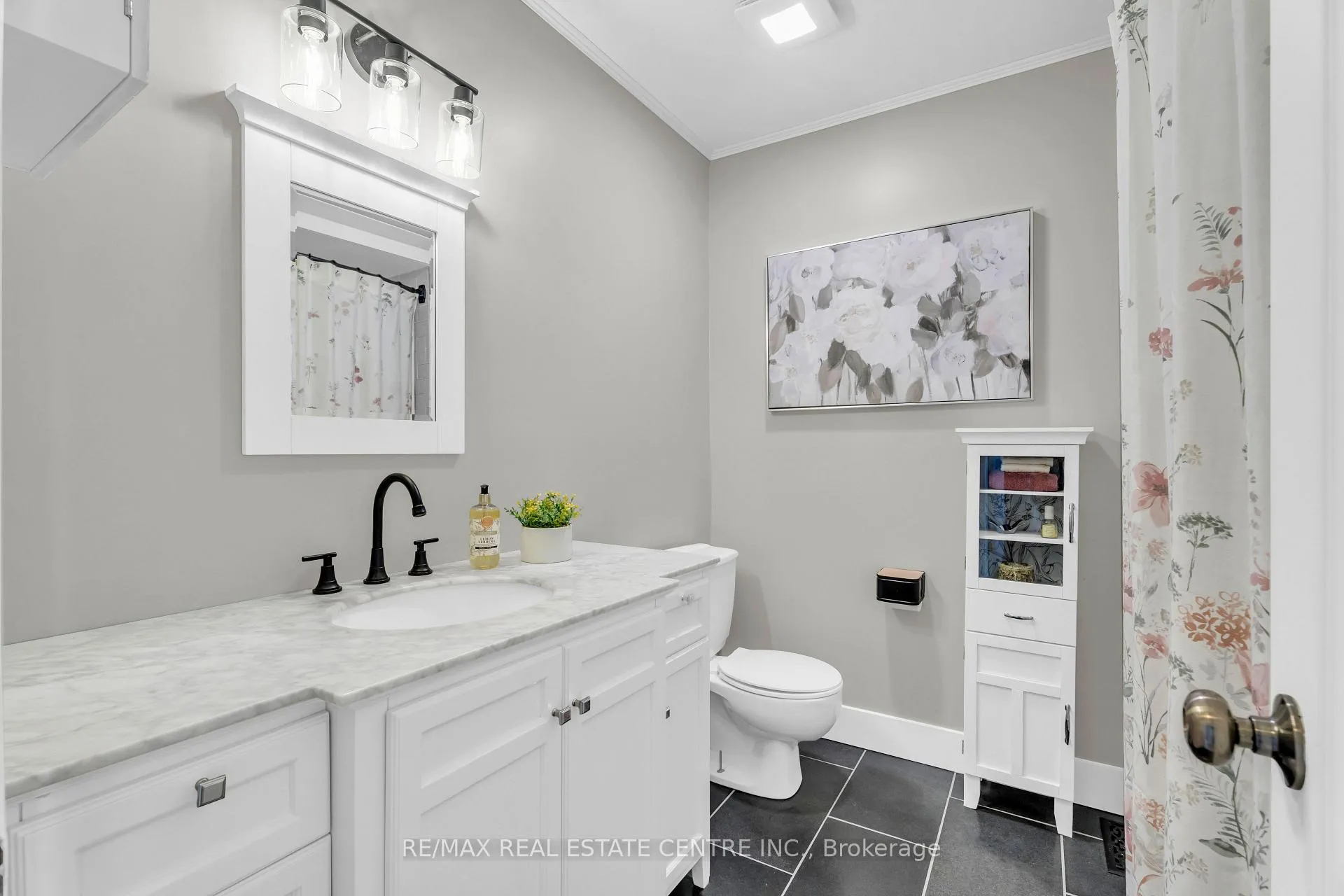 Photo 36 of 99 Lynden Circle, Halton Hills, Georgetown — HOMEH