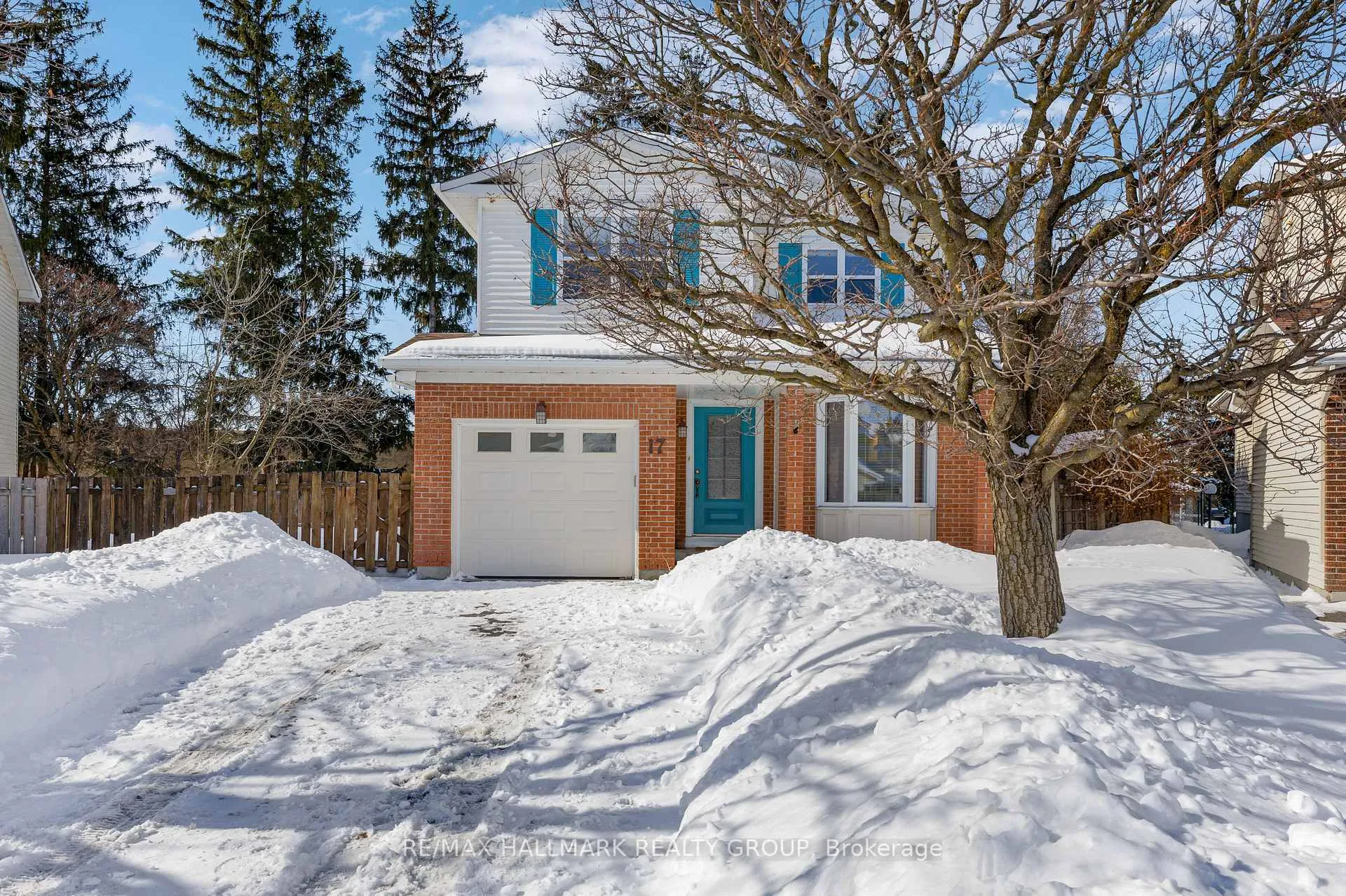 Photo 1 of 17 Glenmoriston Avenue, Ottawa, Kanata - Glencairn/Hazeldean — HOMEH