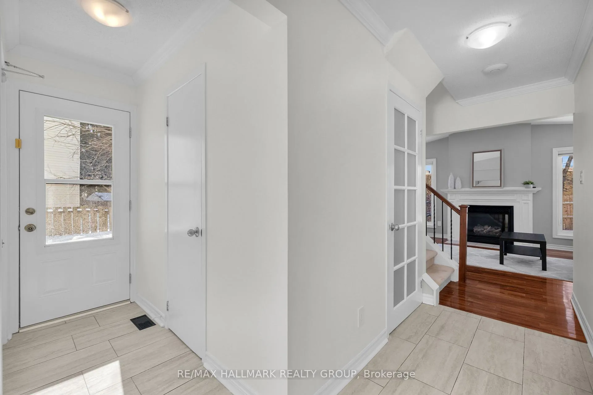 Photo 14 of 17 Glenmoriston Avenue, Ottawa, Kanata - Glencairn/Hazeldean — HOMEH
