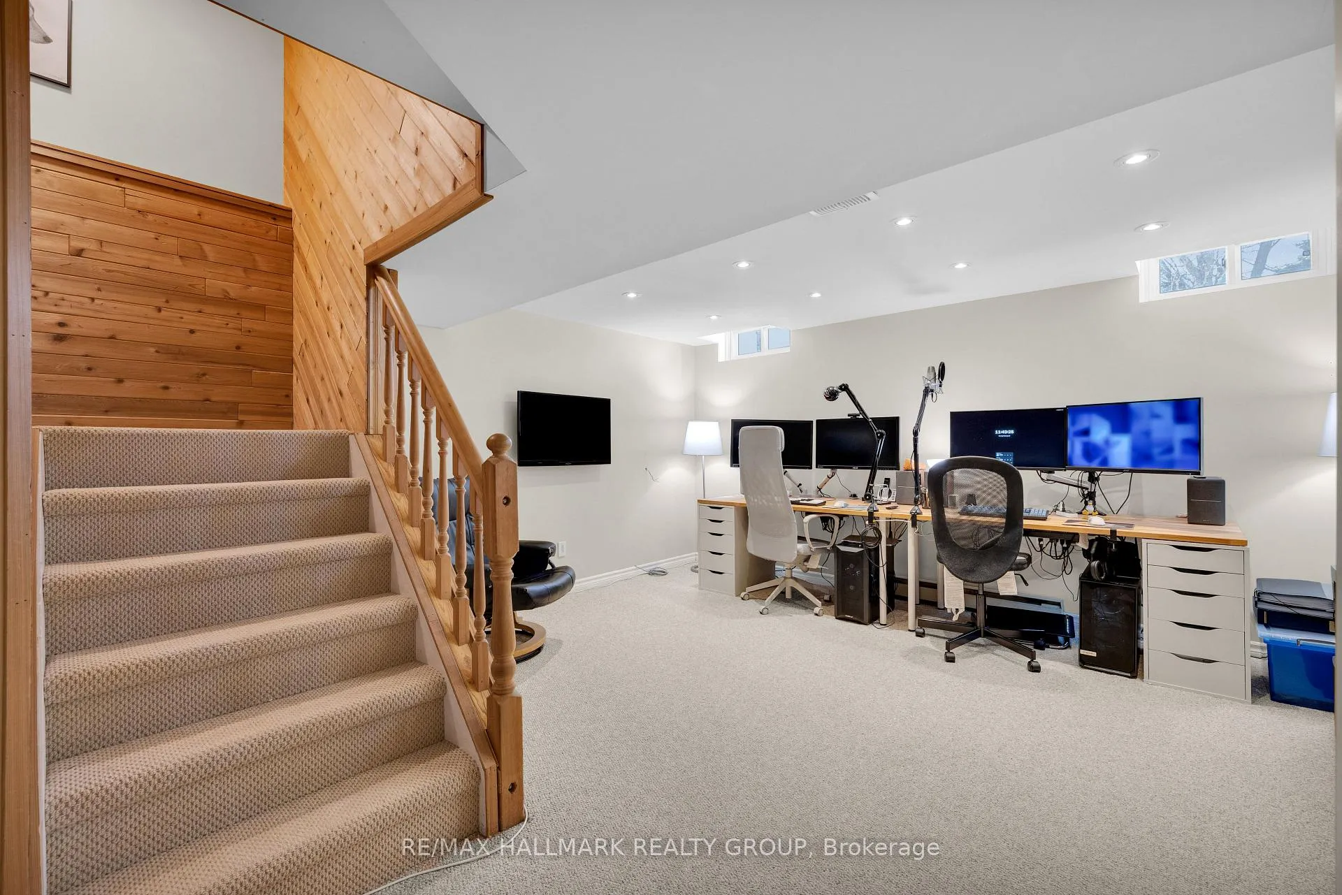 Photo 25 of 17 Glenmoriston Avenue, Ottawa, Kanata - Glencairn/Hazeldean — HOMEH