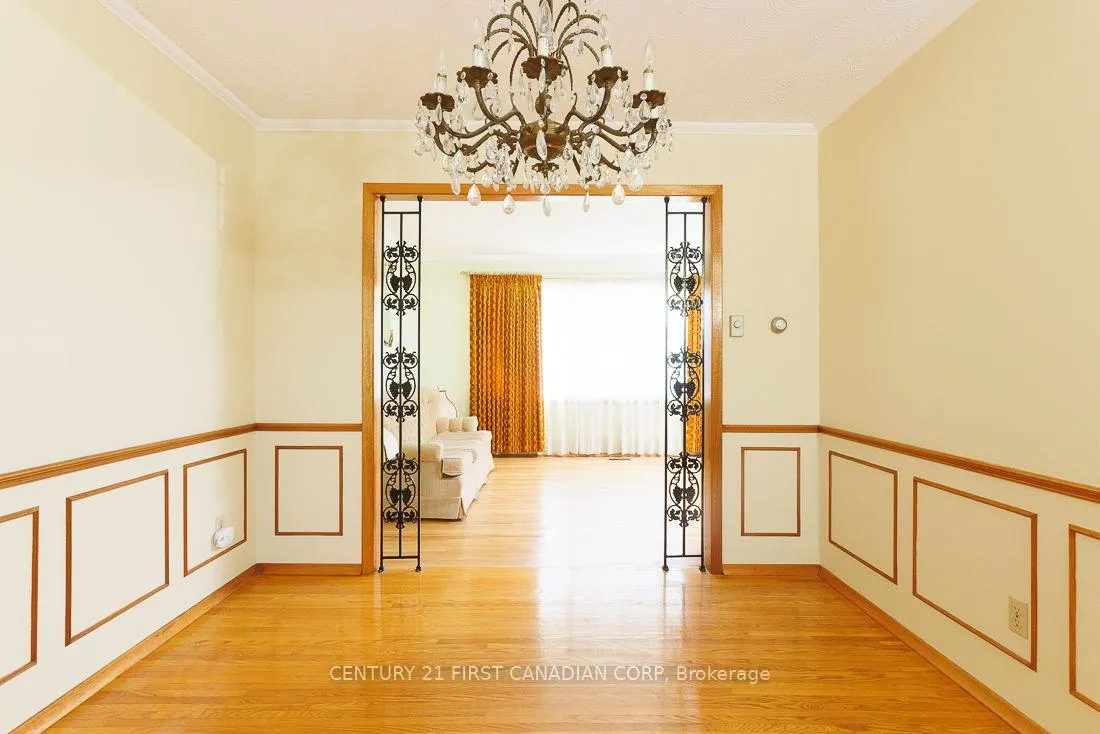 Photo 17 of 1230 Hamilton Road, London, East P — HOMEH