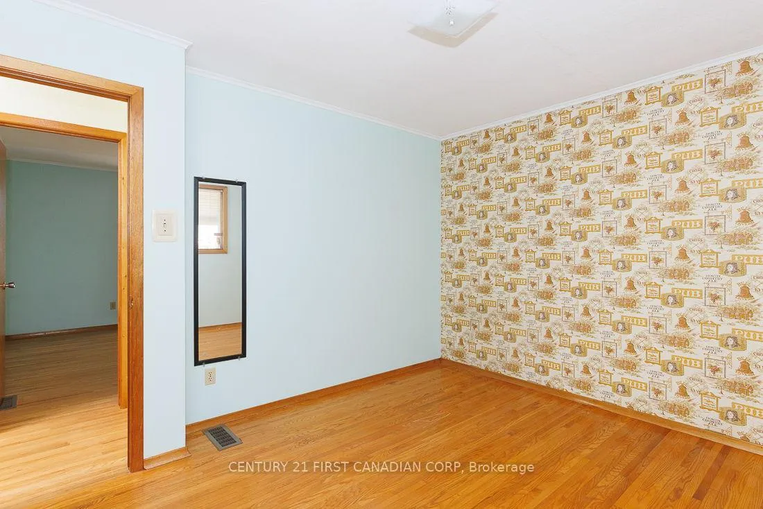 Photo 29 of 1230 Hamilton Road, London, East P — HOMEH