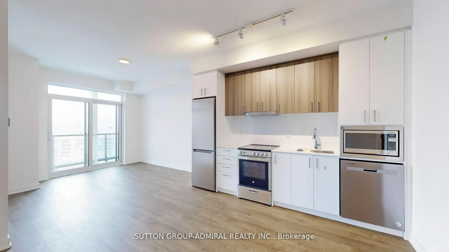Photo 14 of Unit 1711, 30 Upper Mall Way, Vaughan, Brownridge — HOMEH