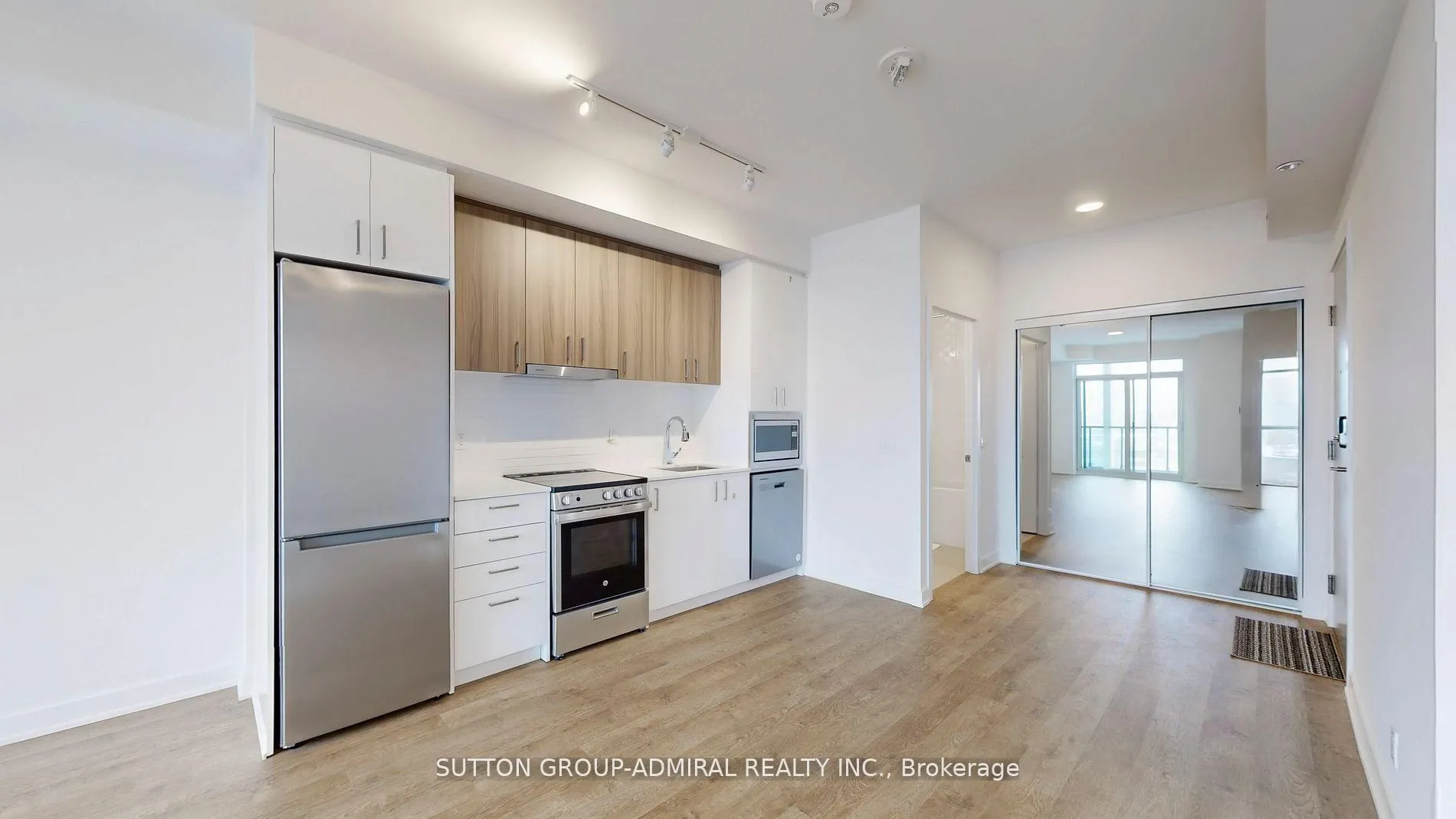 Photo 15 of Unit 1711, 30 Upper Mall Way, Vaughan, Brownridge — HOMEH