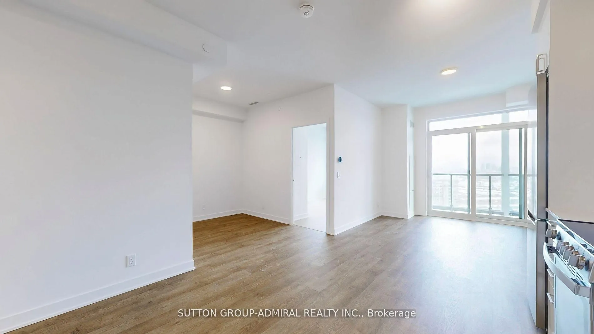 Photo 16 of Unit 1711, 30 Upper Mall Way, Vaughan, Brownridge — HOMEH