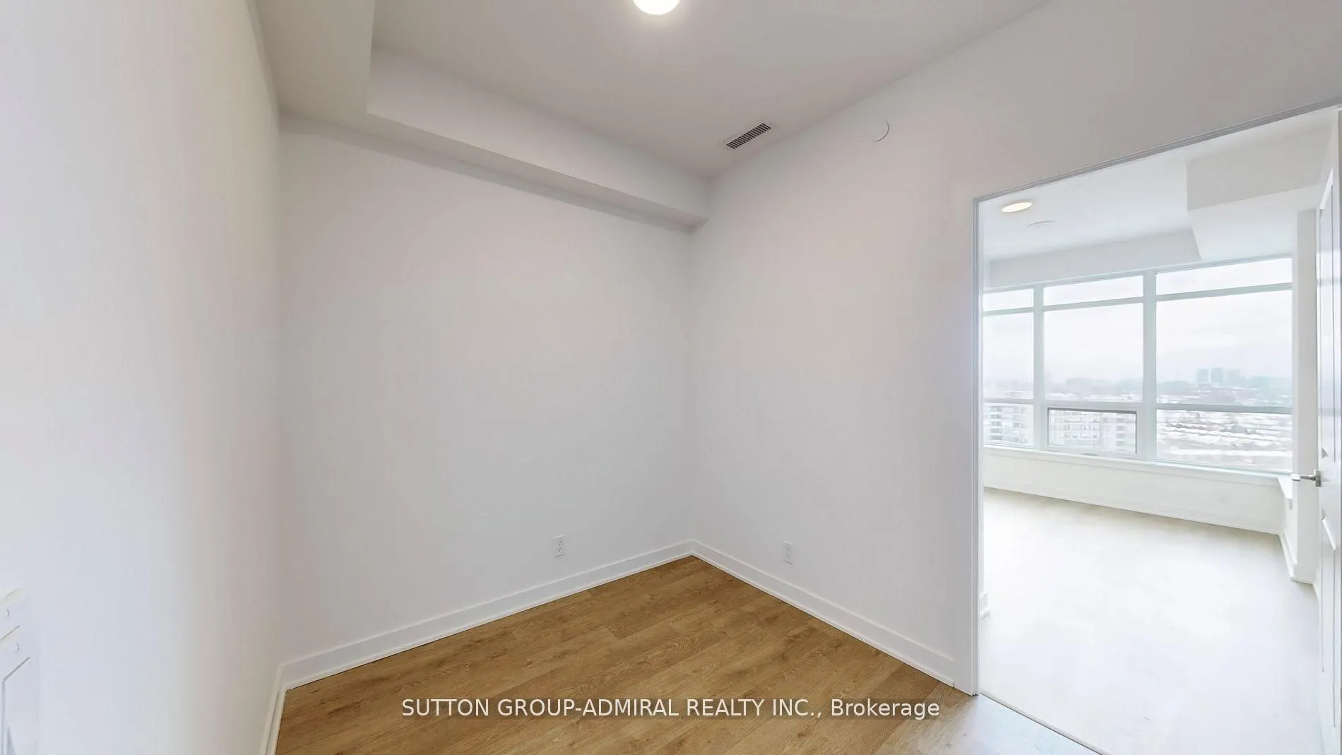 Photo 22 of Unit 1711, 30 Upper Mall Way, Vaughan, Brownridge — HOMEH