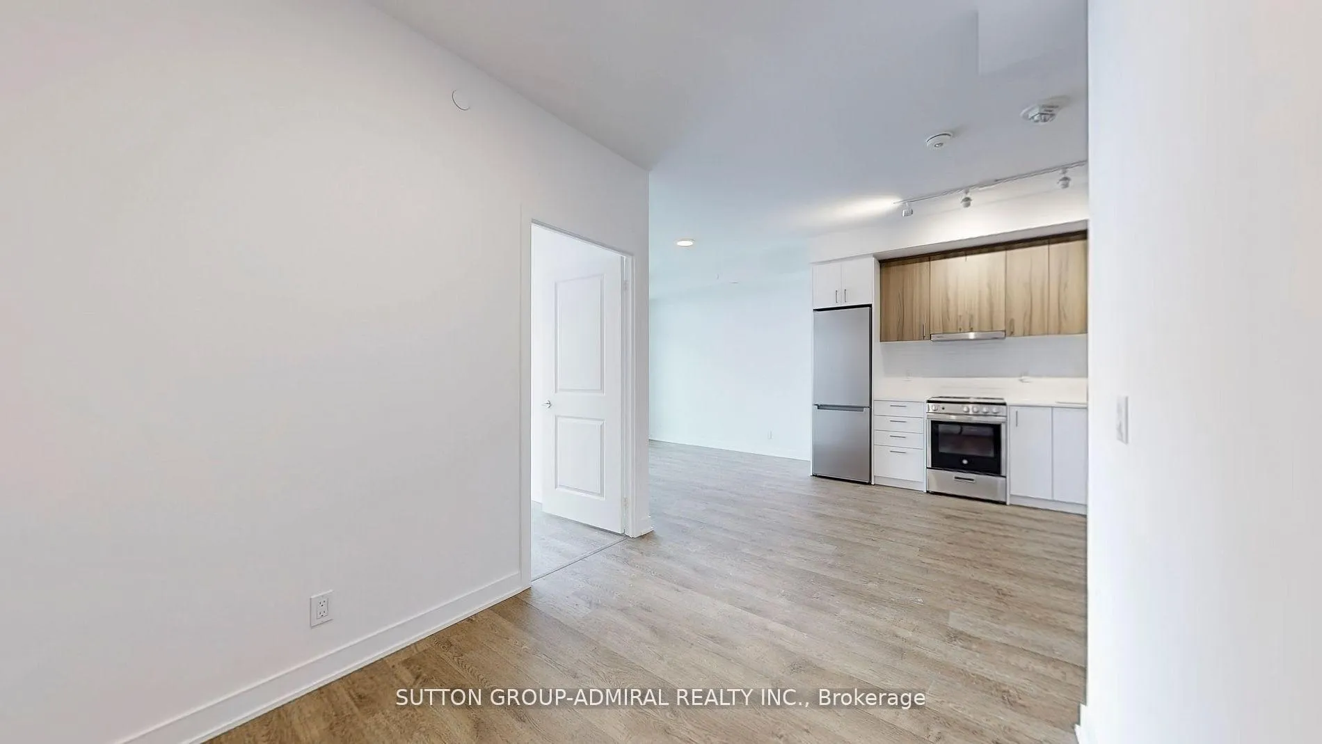 Photo 23 of Unit 1711, 30 Upper Mall Way, Vaughan, Brownridge — HOMEH