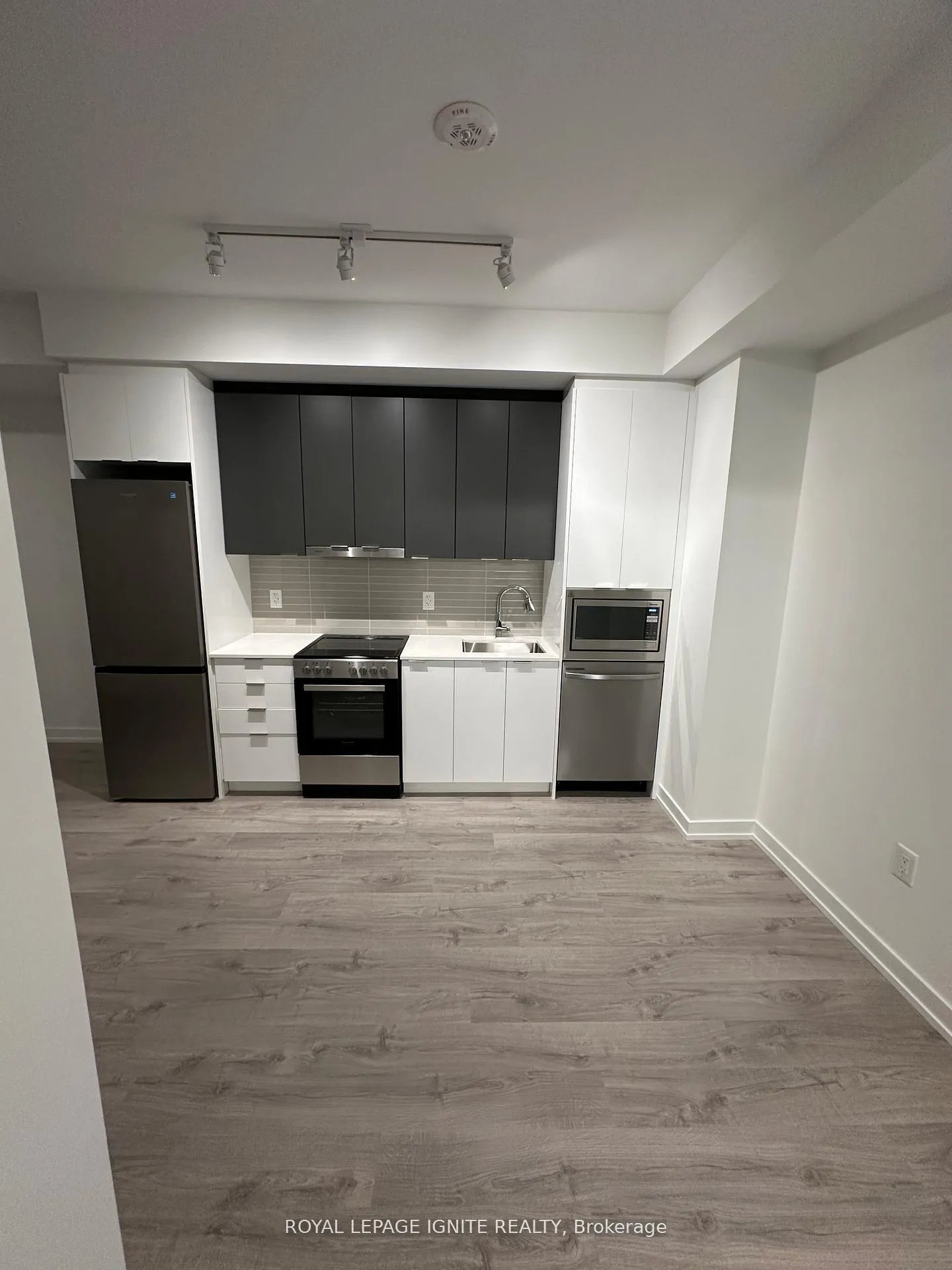 Photo 4 of Unit A801, 9763 Markham Road, Markham, Greensborough — HOMEH