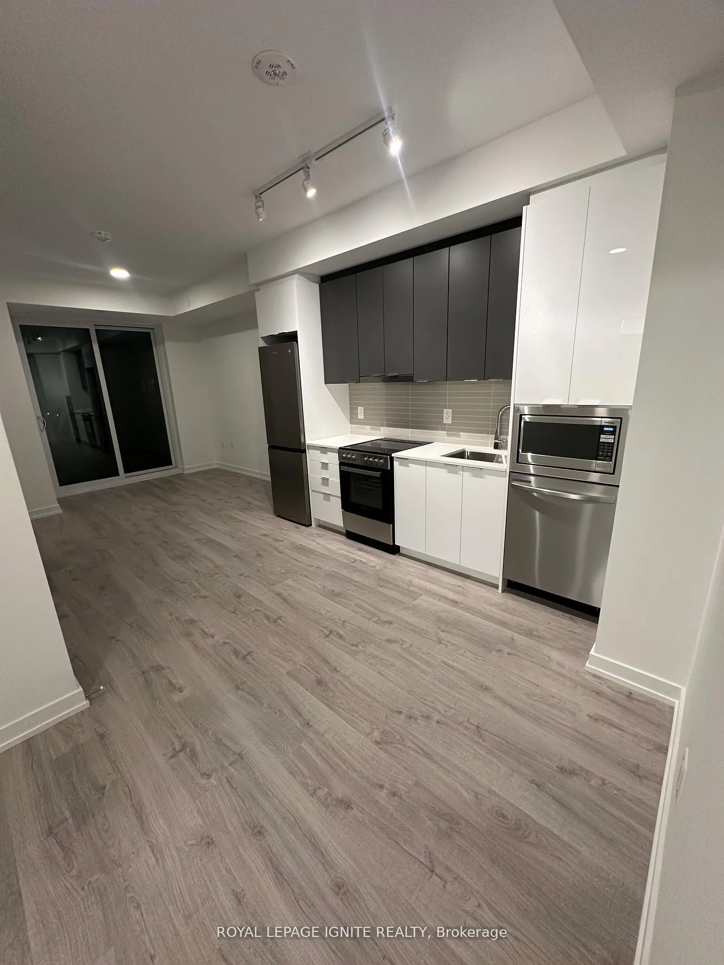 Photo 13 of Unit A801, 9763 Markham Road, Markham, Greensborough — HOMEH