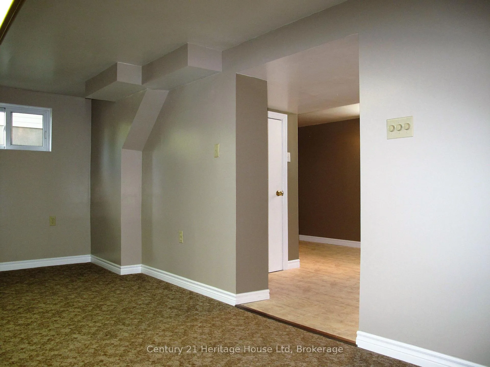 Photo 20 of 22 Louisa Drive, Guelph, St. George's — HOMEH