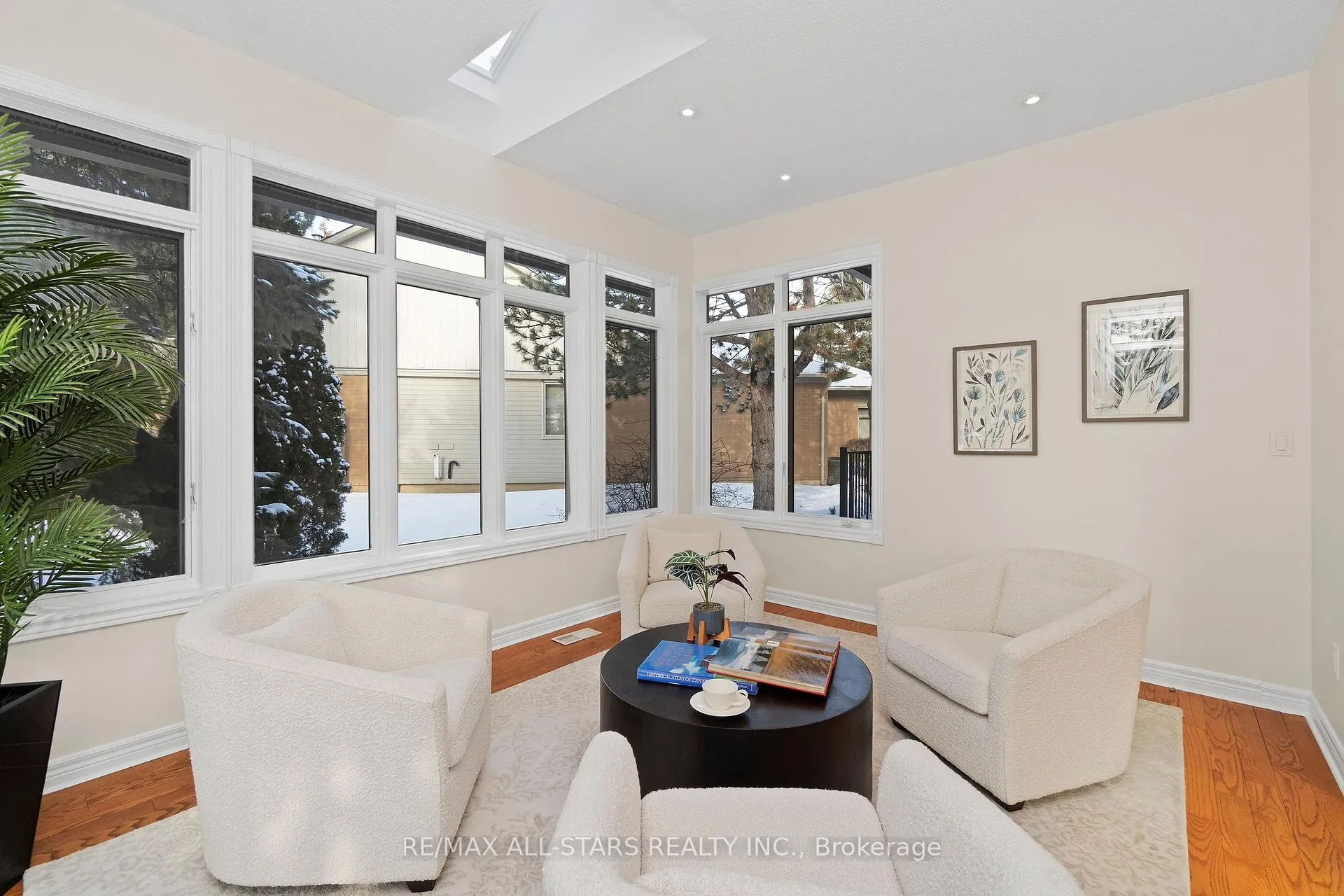 Photo 11 of 18 Pinehurst Club Way, Markham, Greensborough — HOMEH
