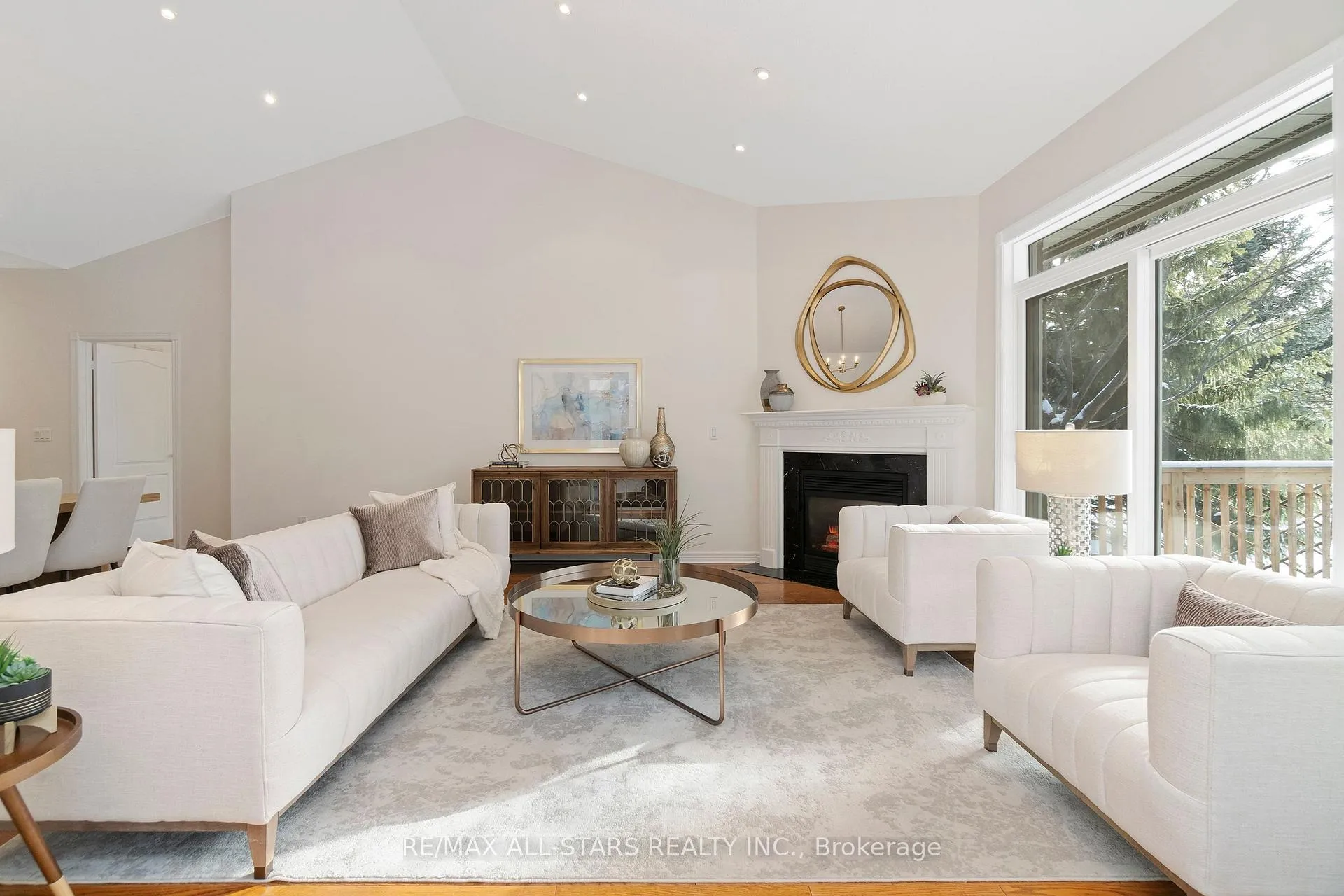 Photo 16 of 18 Pinehurst Club Way, Markham, Greensborough — HOMEH