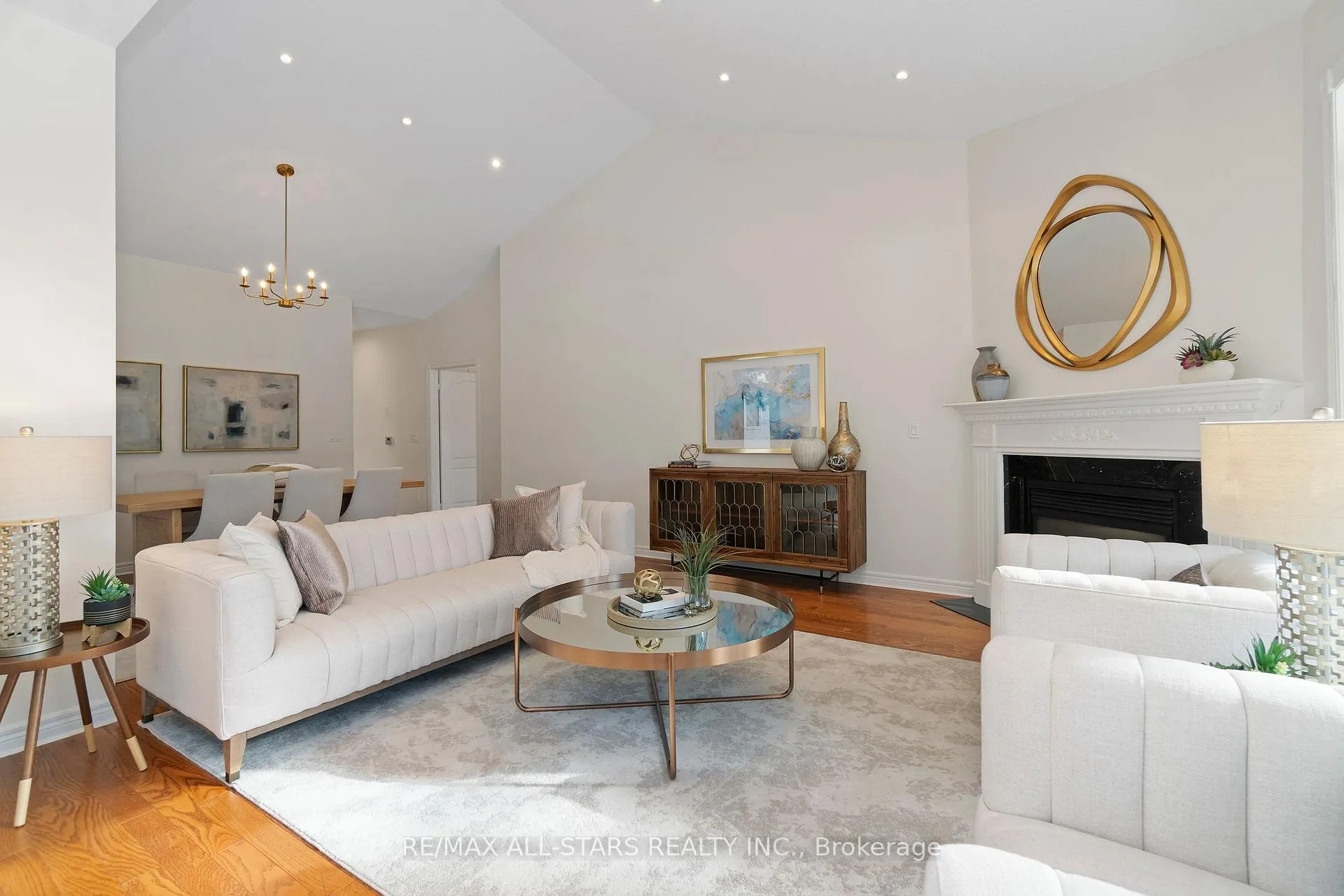 Photo 17 of 18 Pinehurst Club Way, Markham, Greensborough — HOMEH