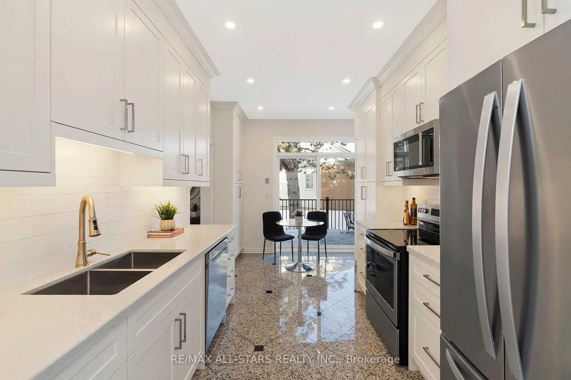 Photo 18 of 18 Pinehurst Club Way, Markham, Greensborough — HOMEH
