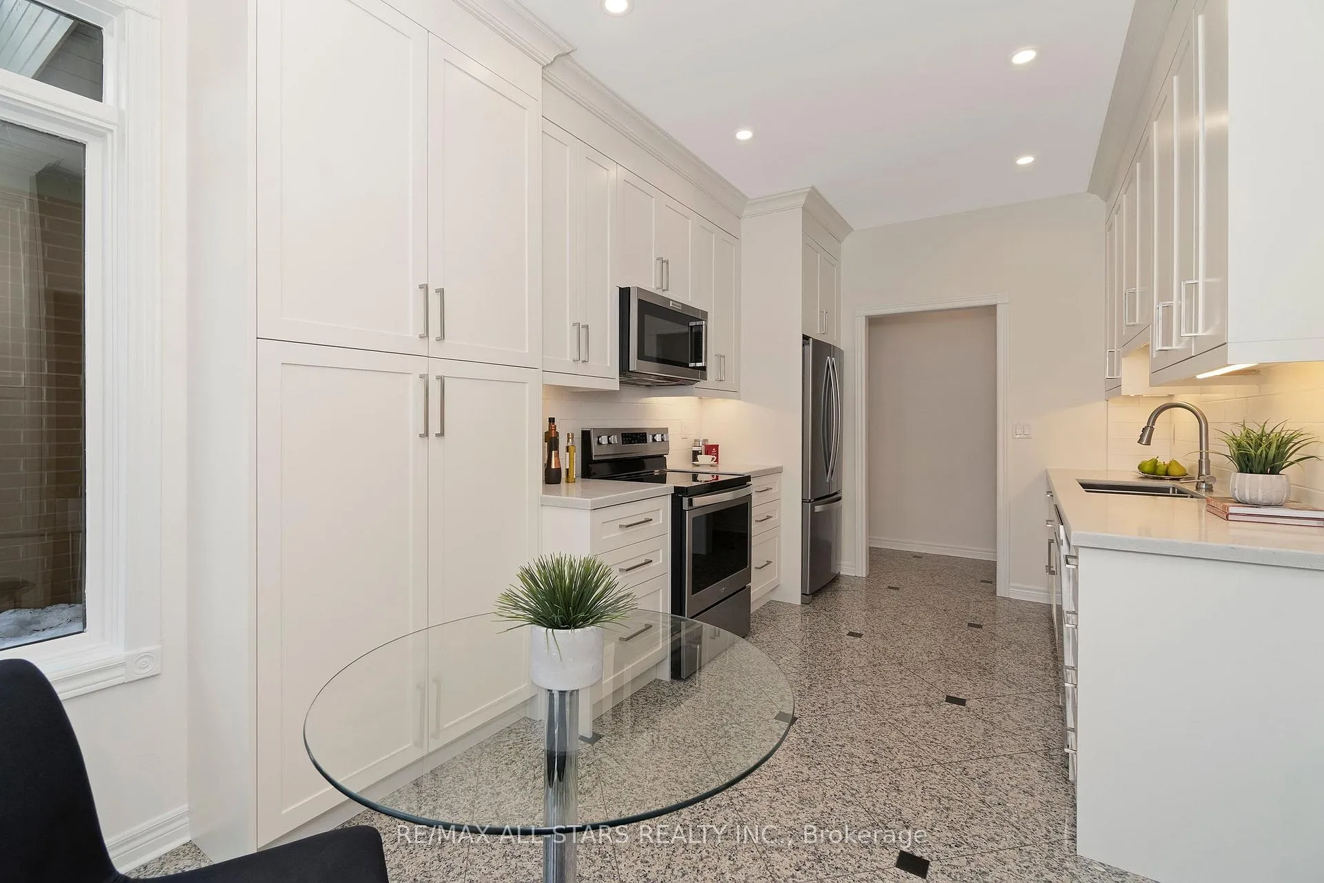 Photo 23 of 18 Pinehurst Club Way, Markham, Greensborough — HOMEH