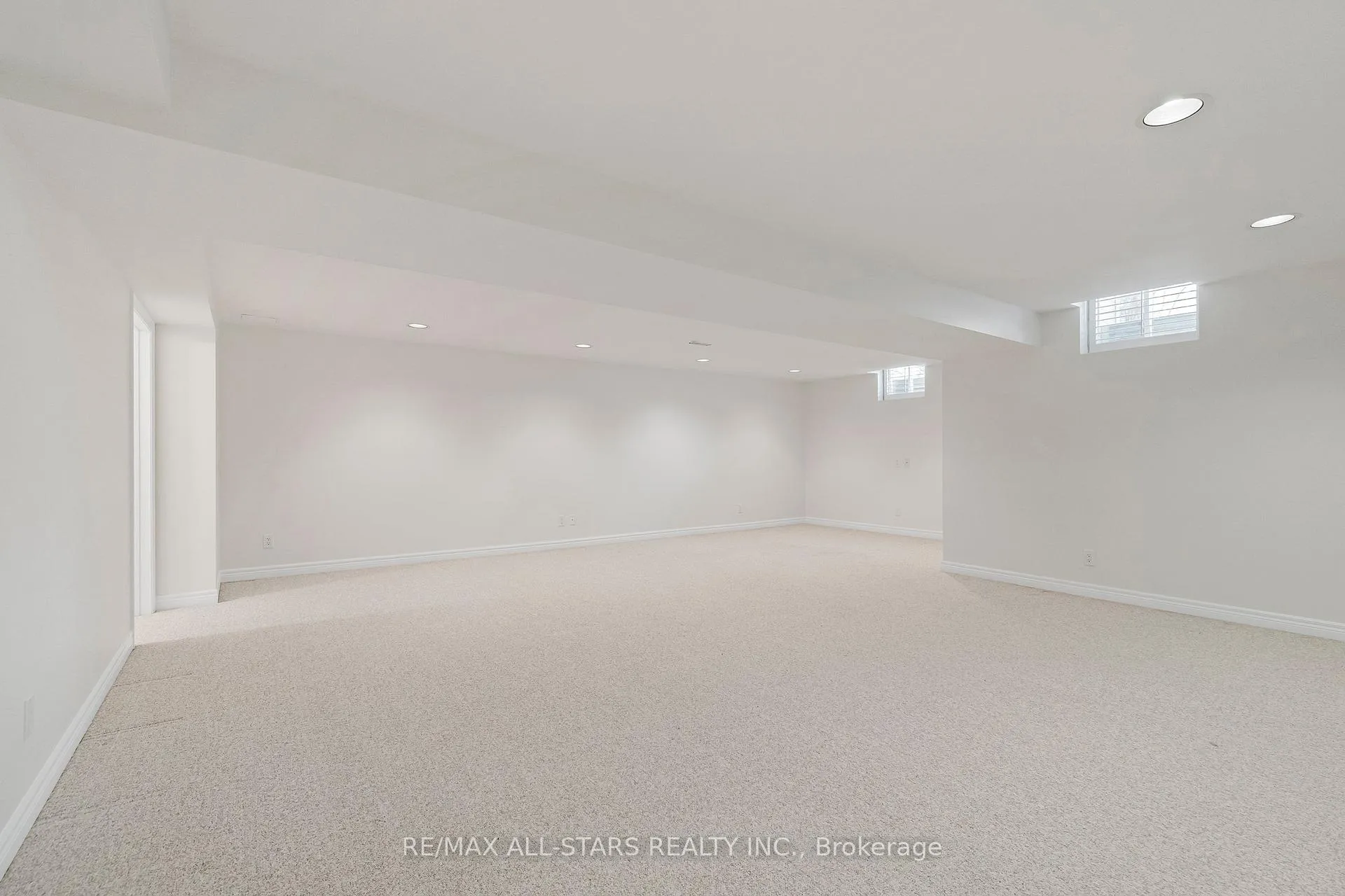 Photo 32 of 18 Pinehurst Club Way, Markham, Greensborough — HOMEH