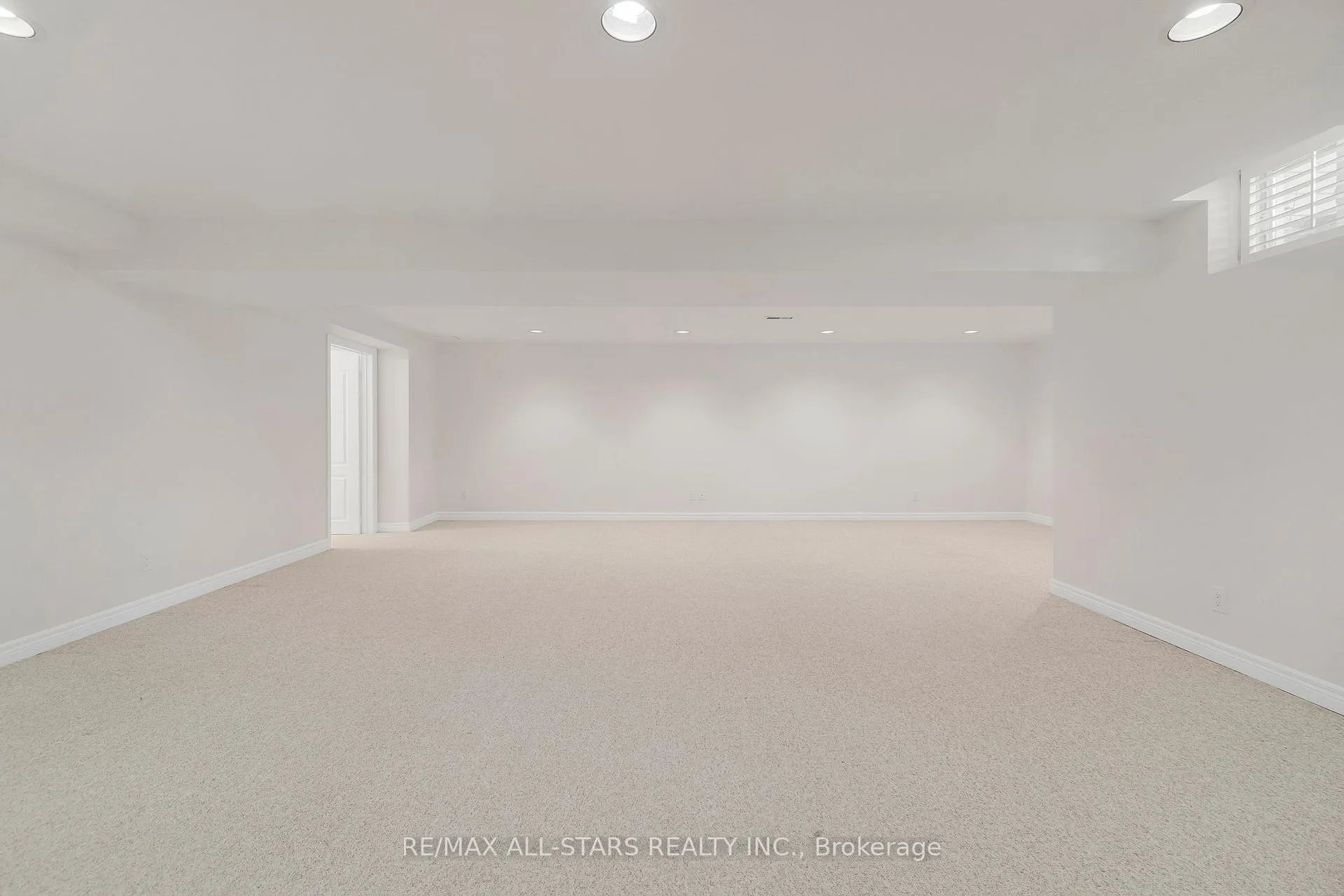 Photo 33 of 18 Pinehurst Club Way, Markham, Greensborough — HOMEH