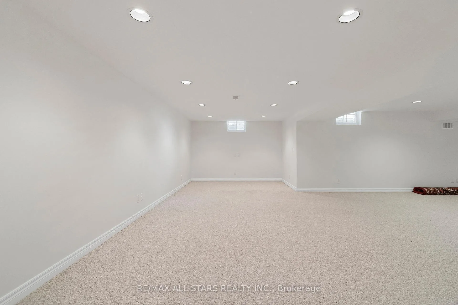 Photo 34 of 18 Pinehurst Club Way, Markham, Greensborough — HOMEH