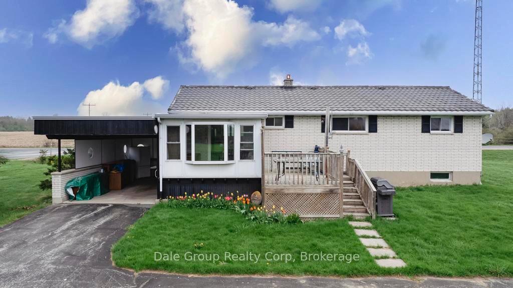 Photo 2 of 79920 Front Road, Huron East, Tuckersmith — HOMEH